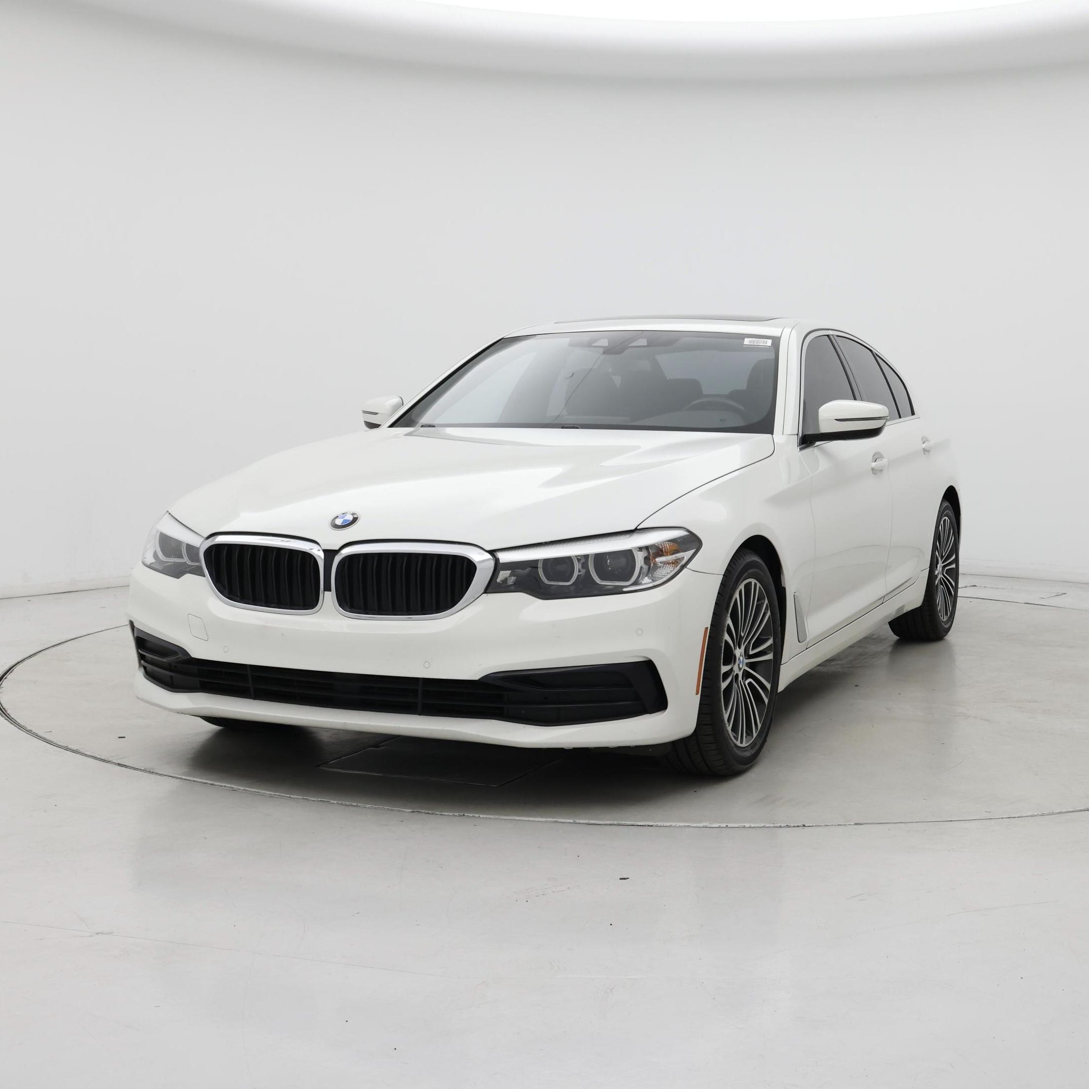 Thumbnail: 2019 BMW 5 Series - 4