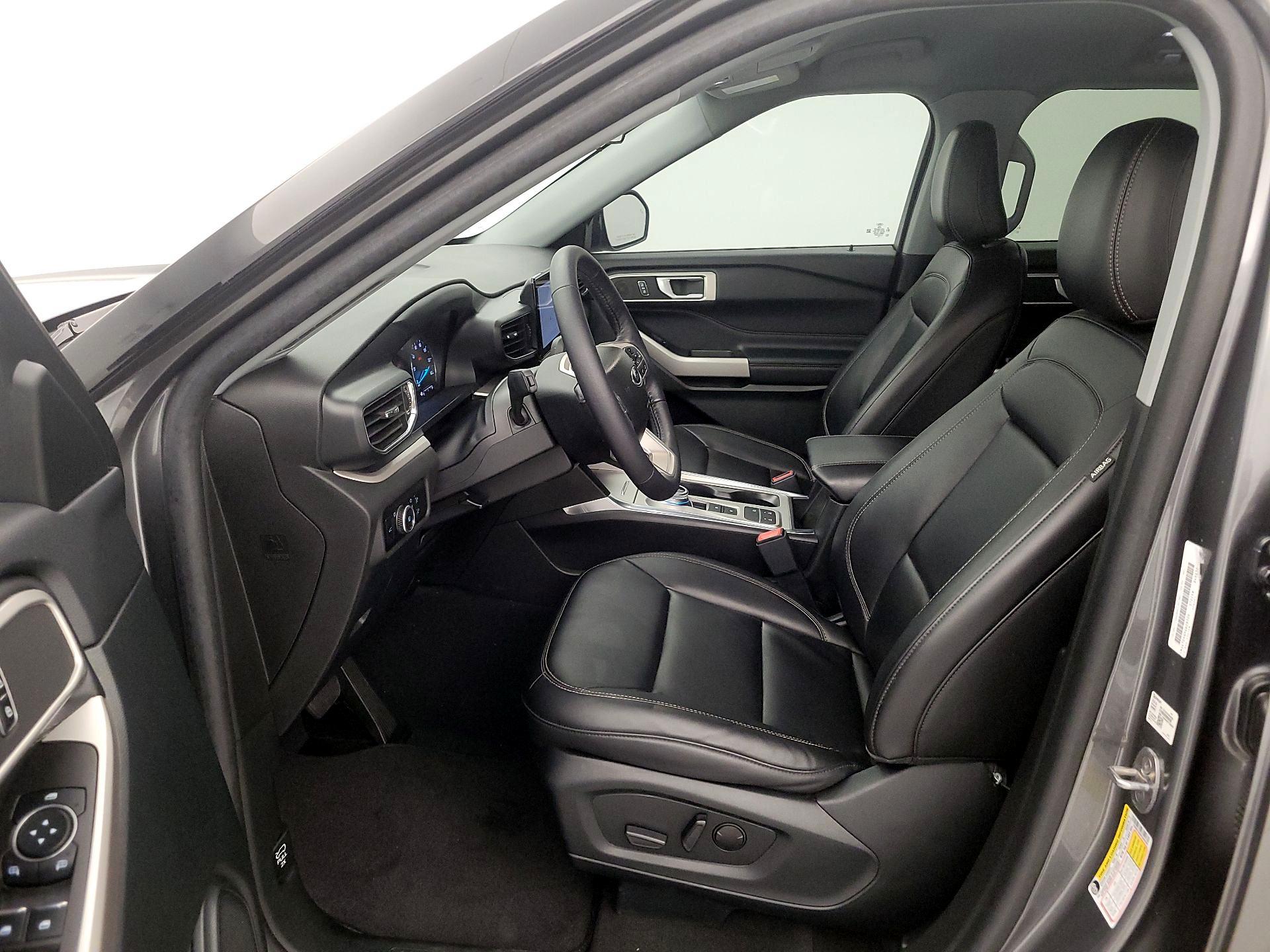 Thumbnail: 2023 Ford Explorer - 11