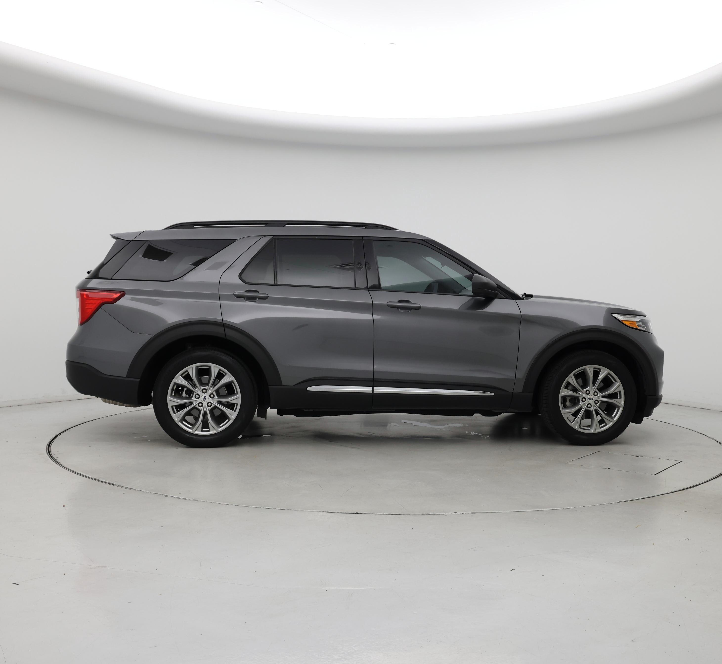Thumbnail: 2023 Ford Explorer - 7
