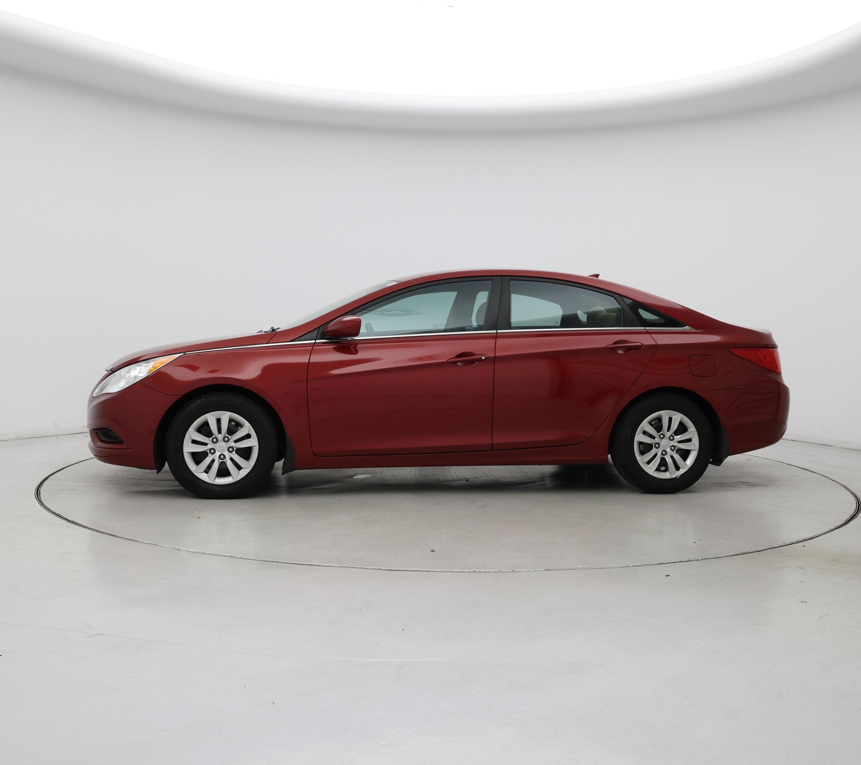 Thumbnail: 2013 Hyundai Sonata - 3