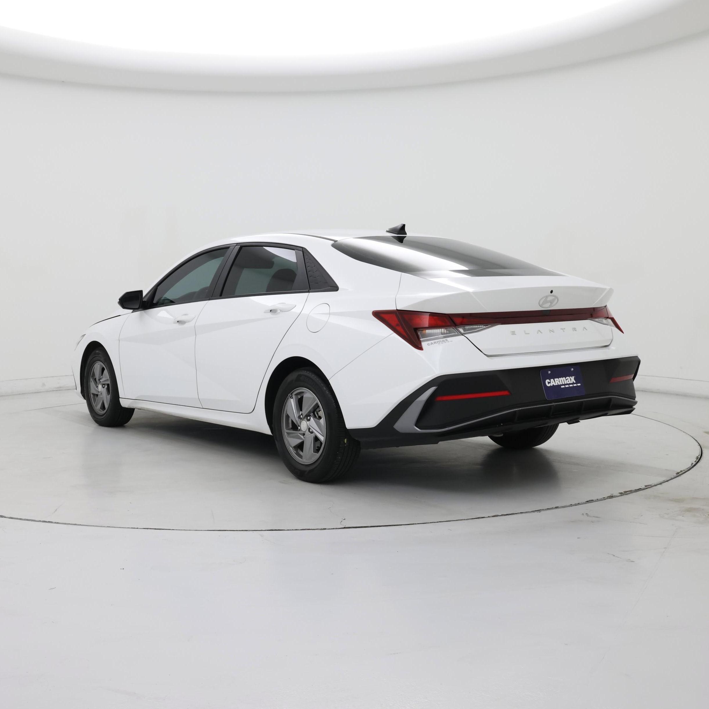 Thumbnail: 2024 Hyundai Elantra - 2
