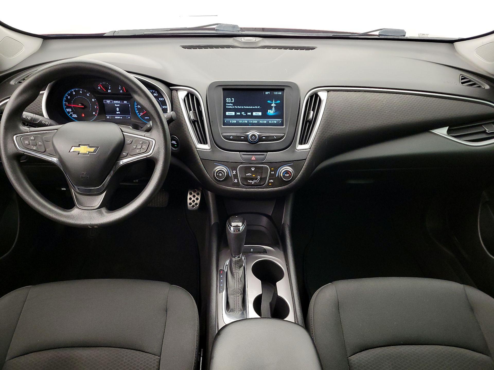 Thumbnail: 2016 Chevrolet Malibu - 9