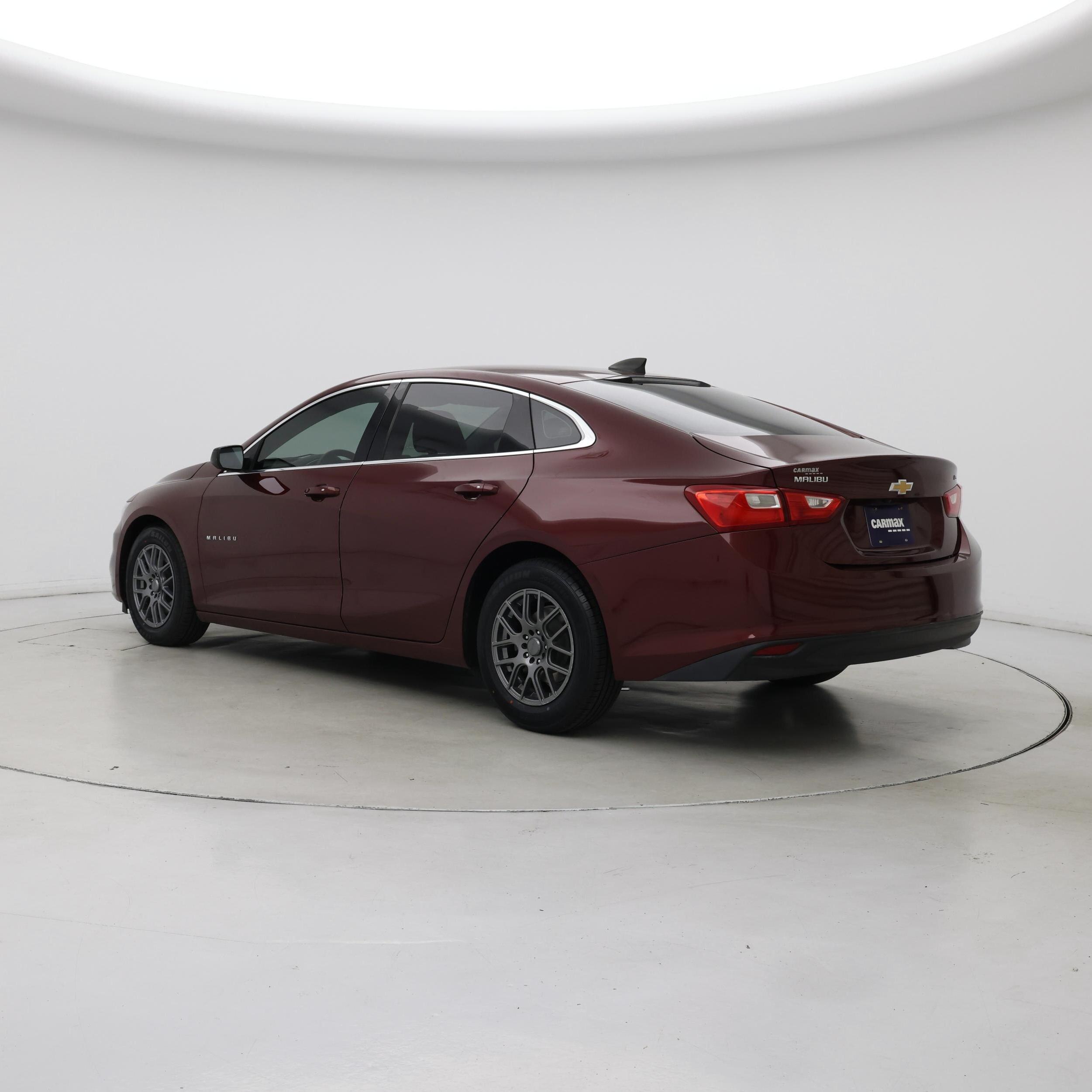 Thumbnail: 2016 Chevrolet Malibu - 2