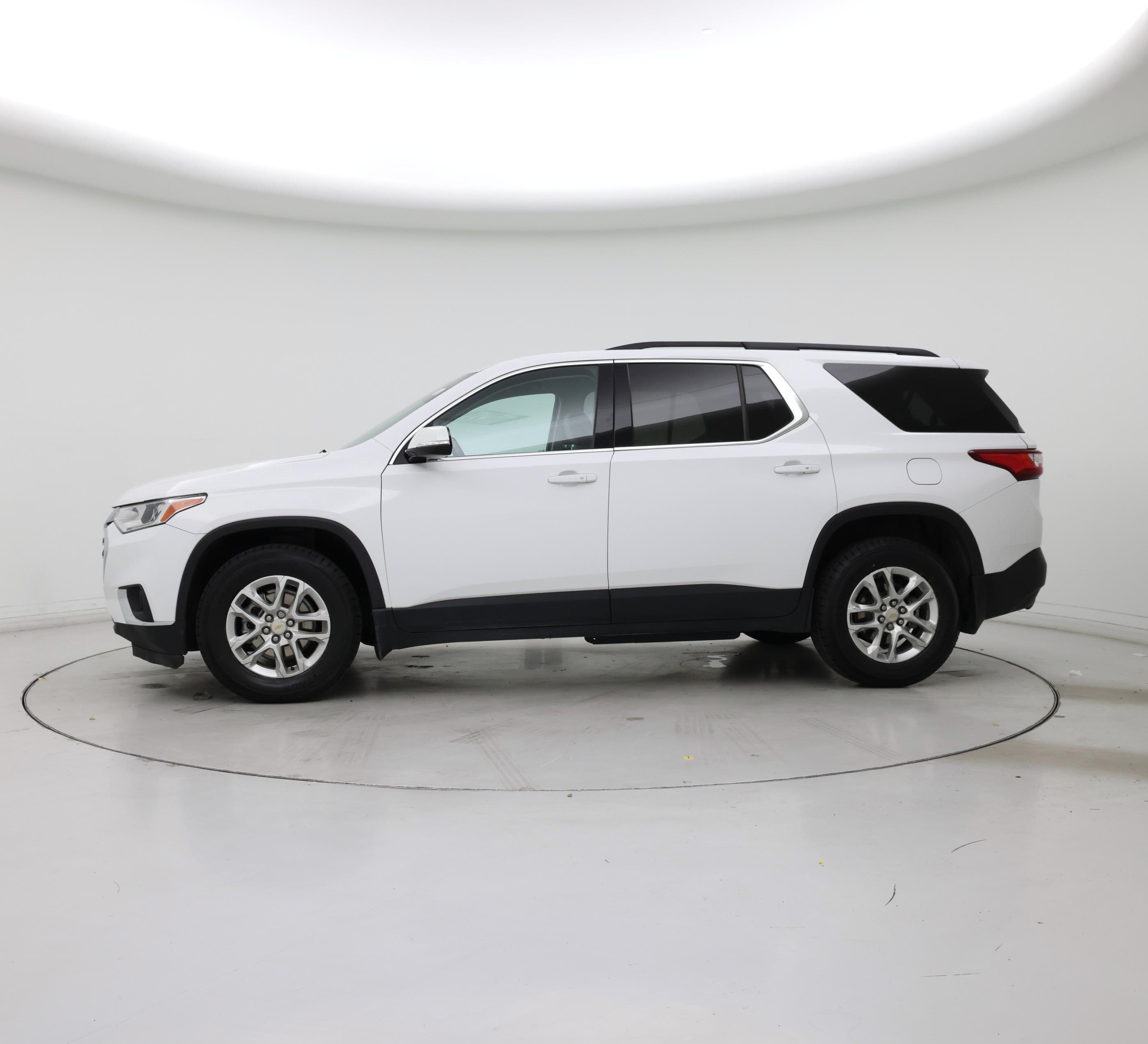 Thumbnail: 2020 Chevrolet Traverse - 3