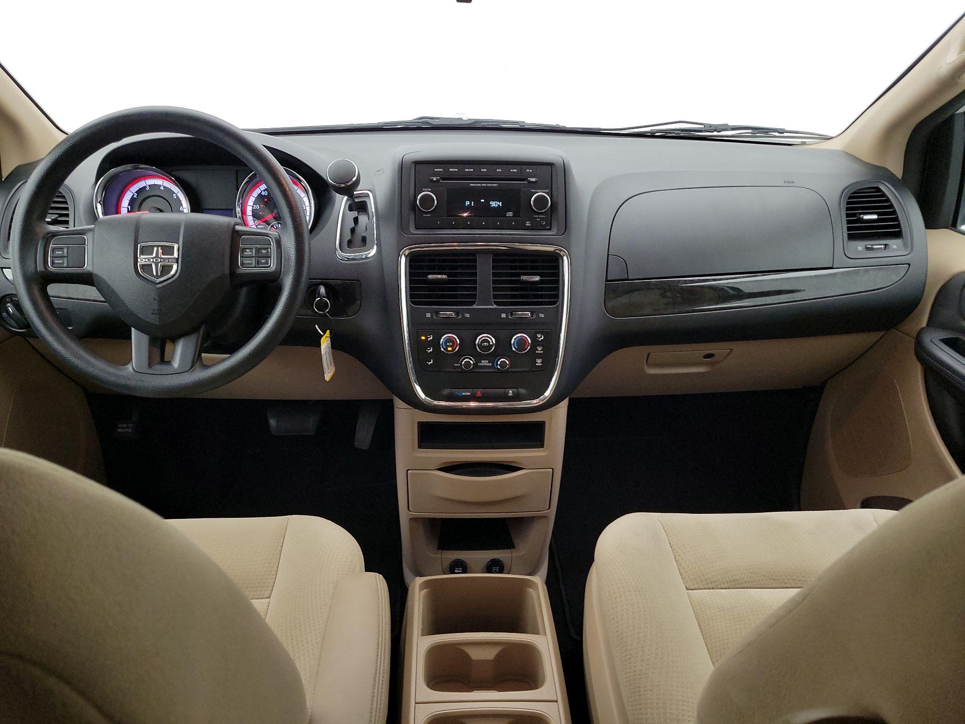 Thumbnail: 2016 Dodge Grand Caravan - 9