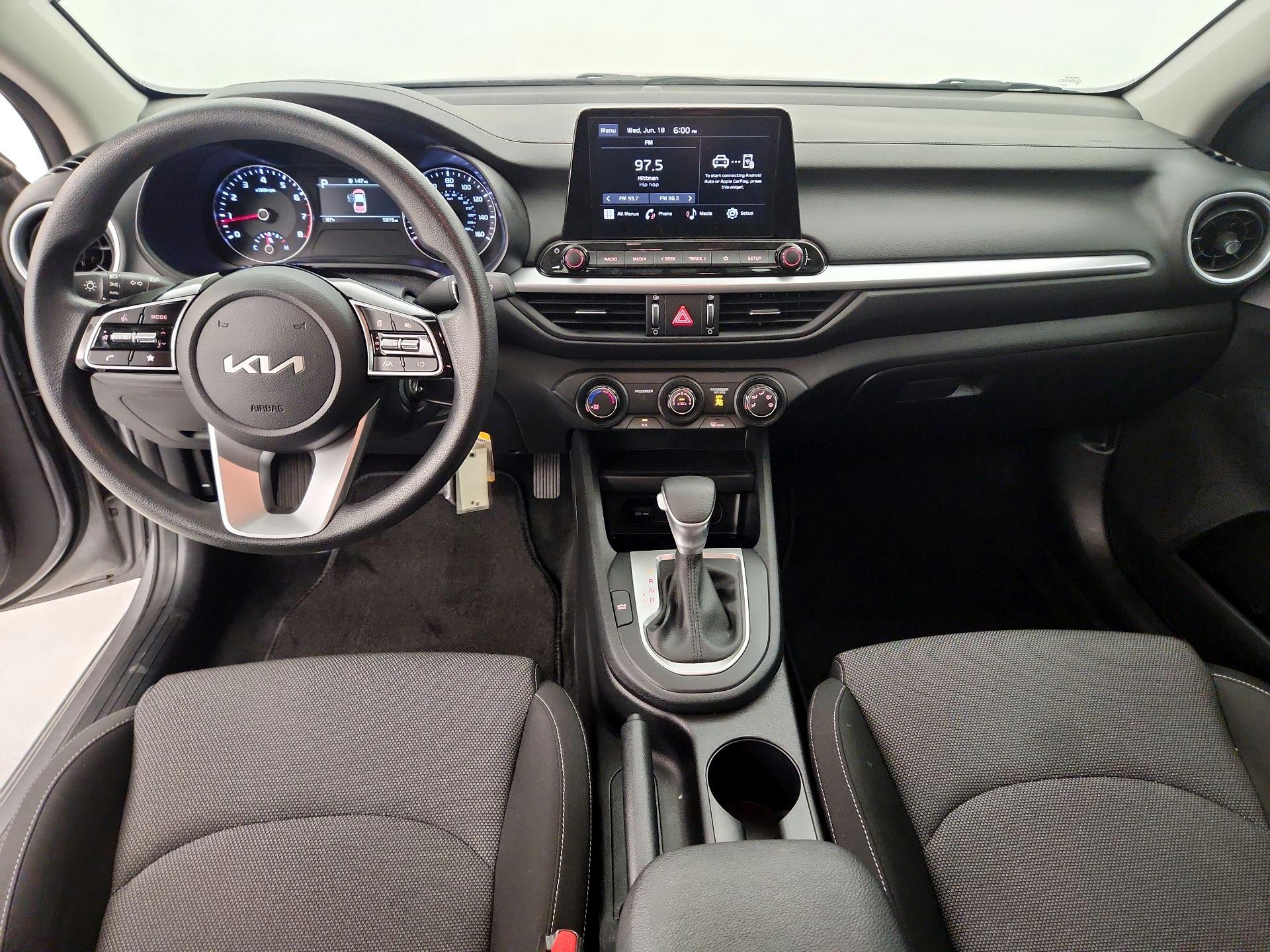 Thumbnail: 2024 Kia Forte - 9