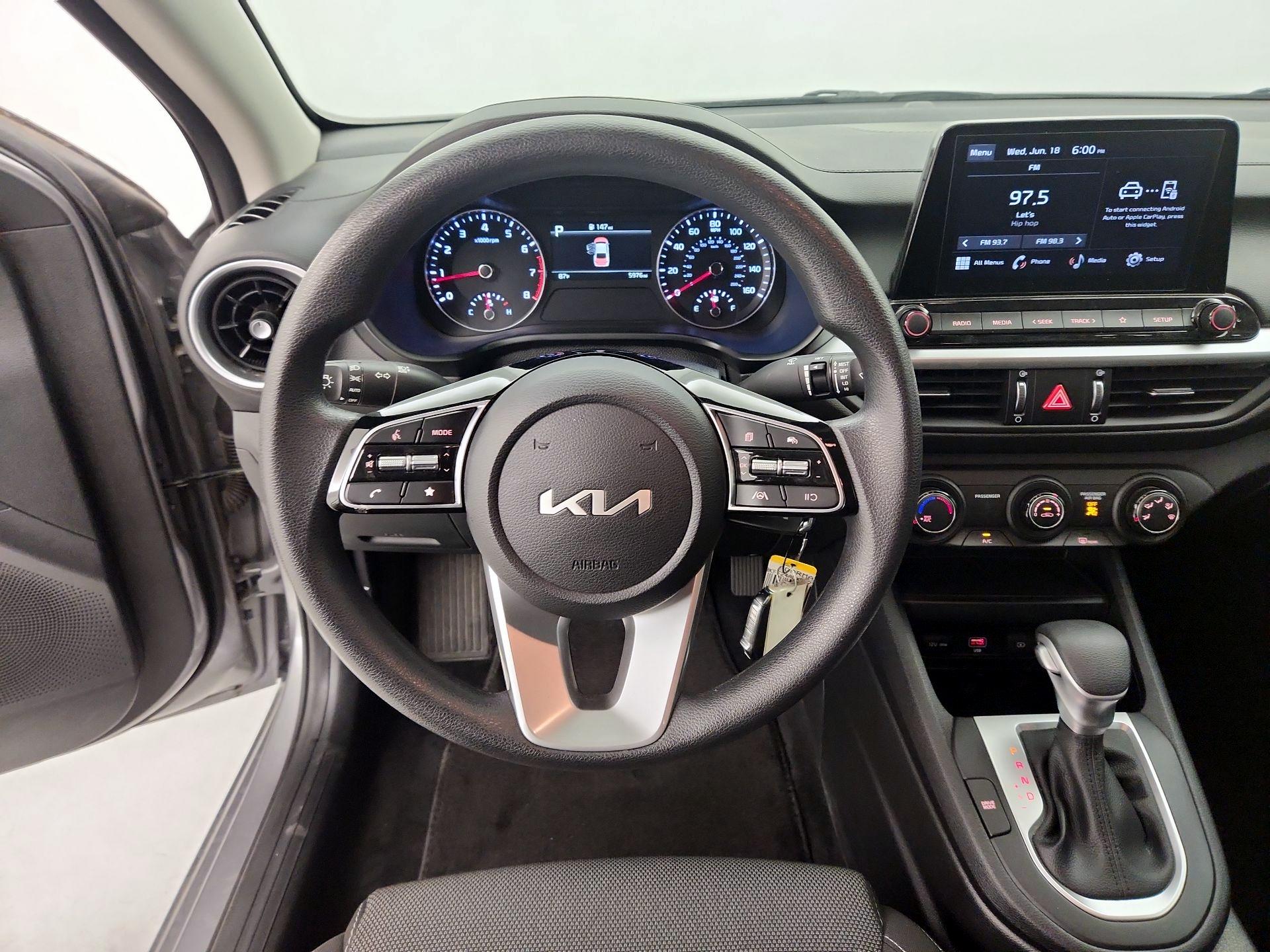Thumbnail: 2024 Kia Forte - 10
