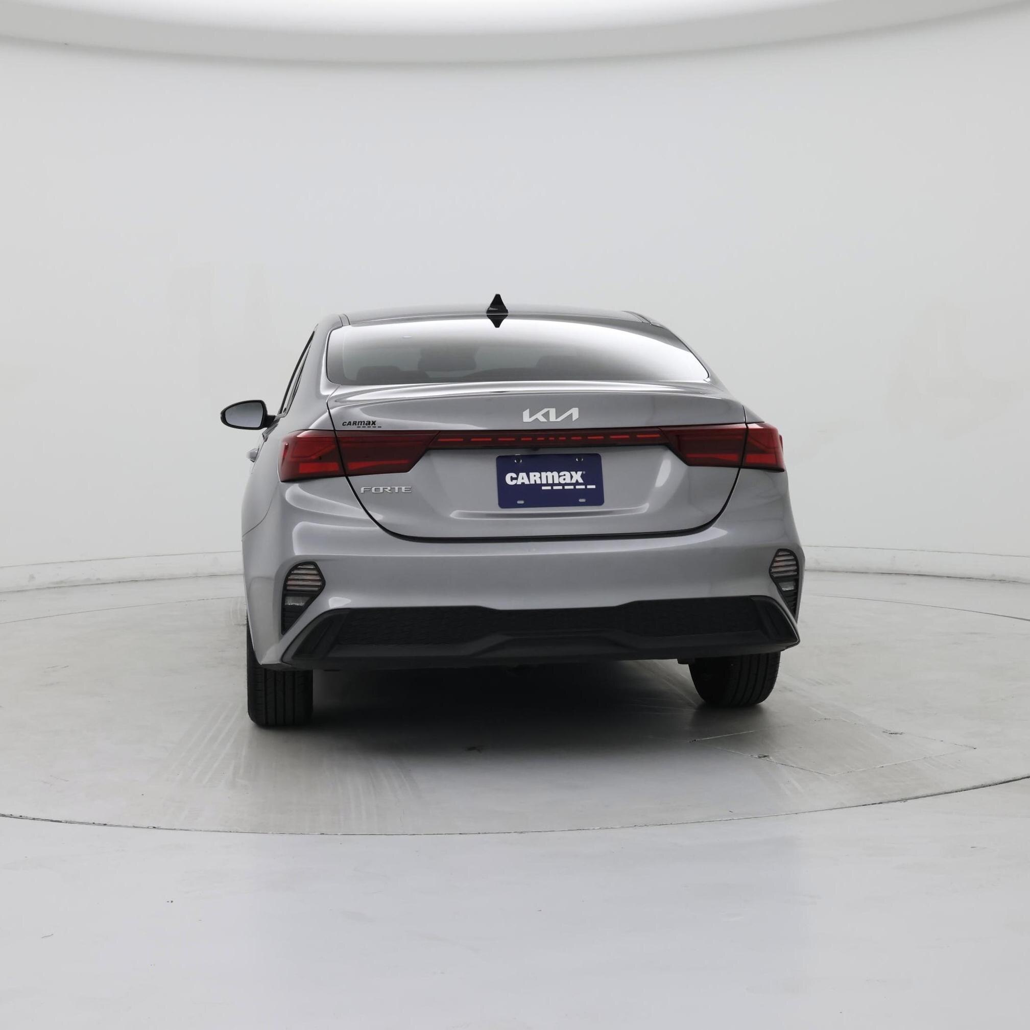 Thumbnail: 2024 Kia Forte - 6