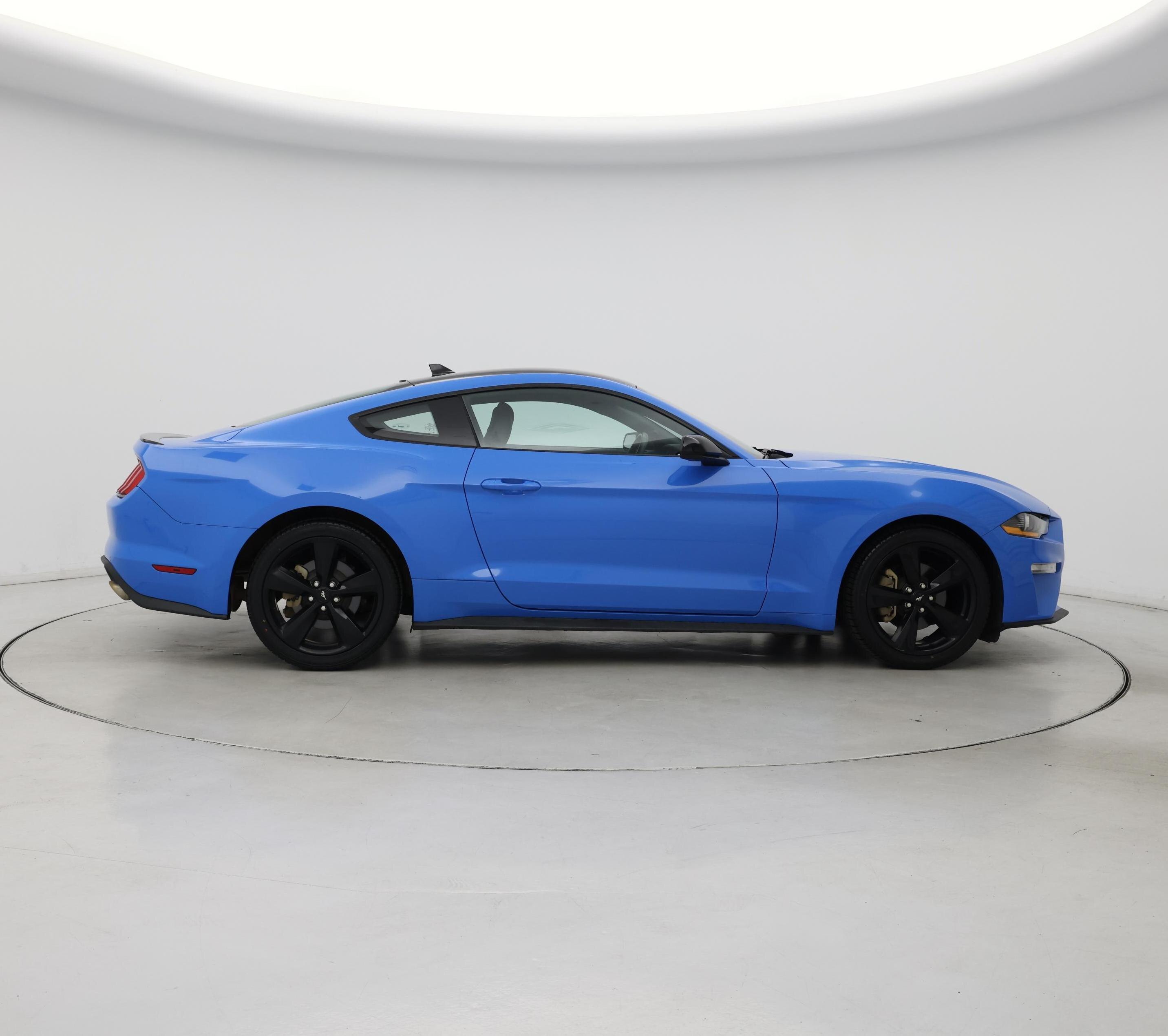 Thumbnail: 2022 Ford Mustang - 7
