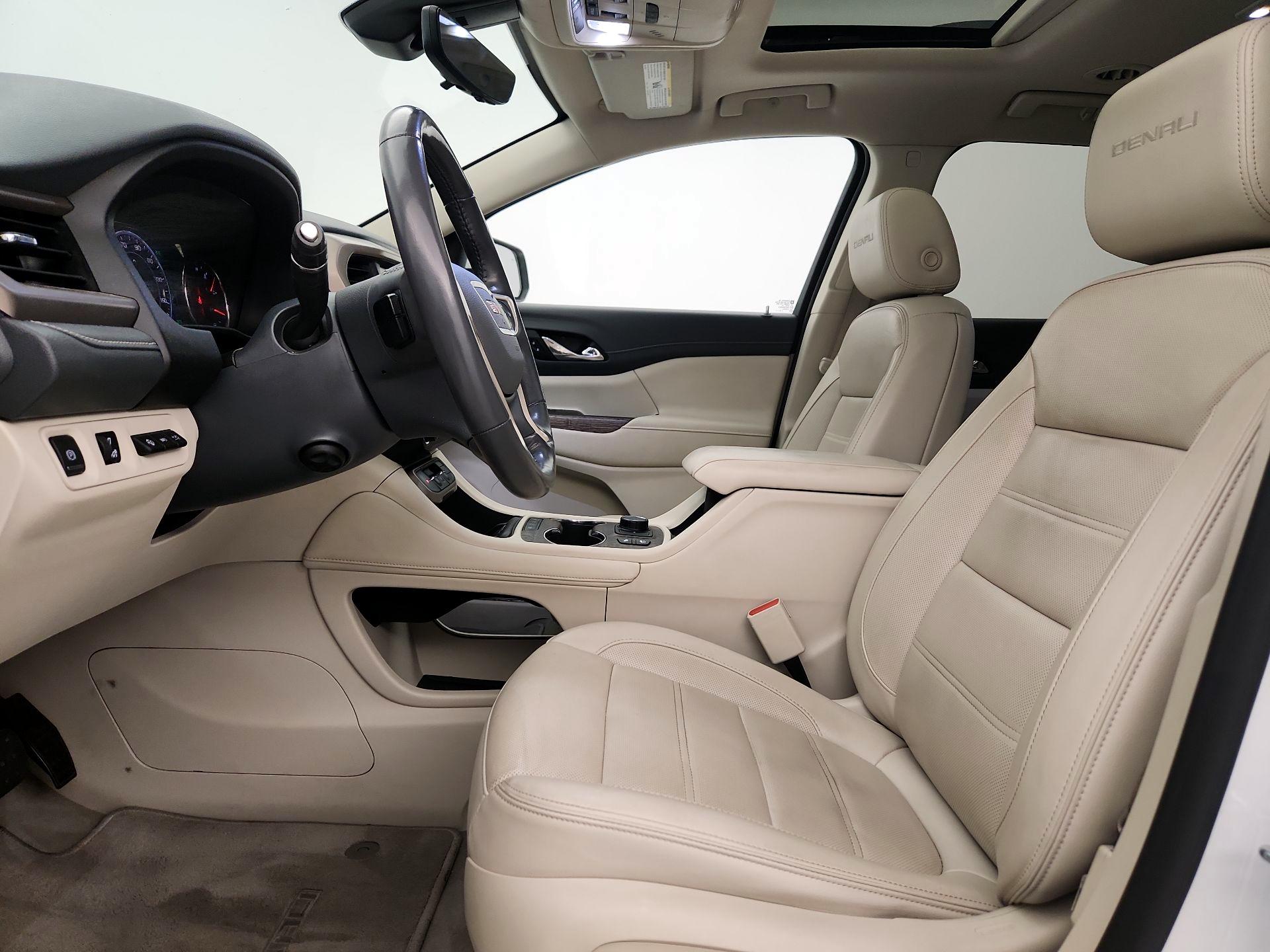 Thumbnail: 2020 GMC Acadia - 11