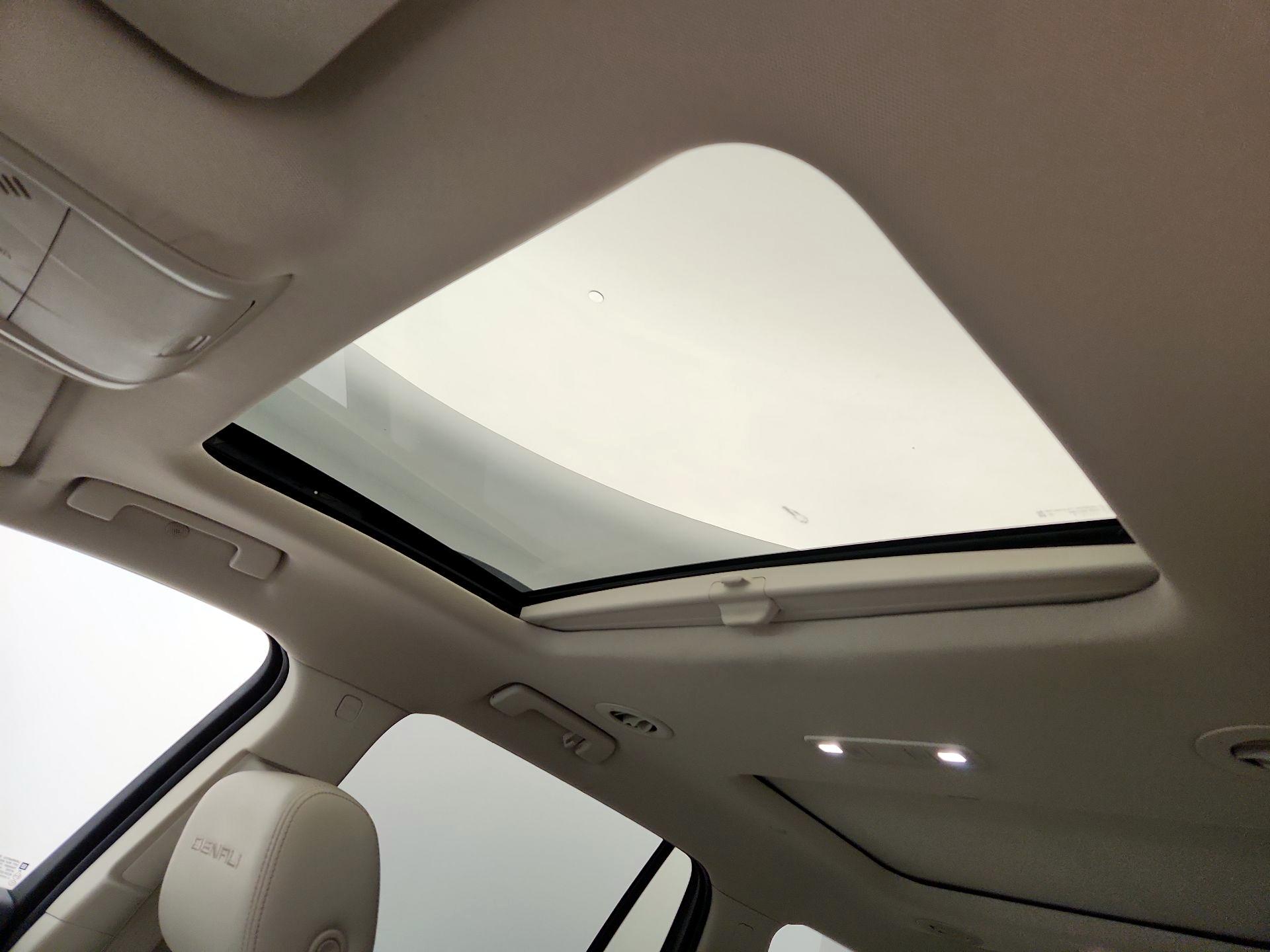 Thumbnail: 2020 GMC Acadia - 20