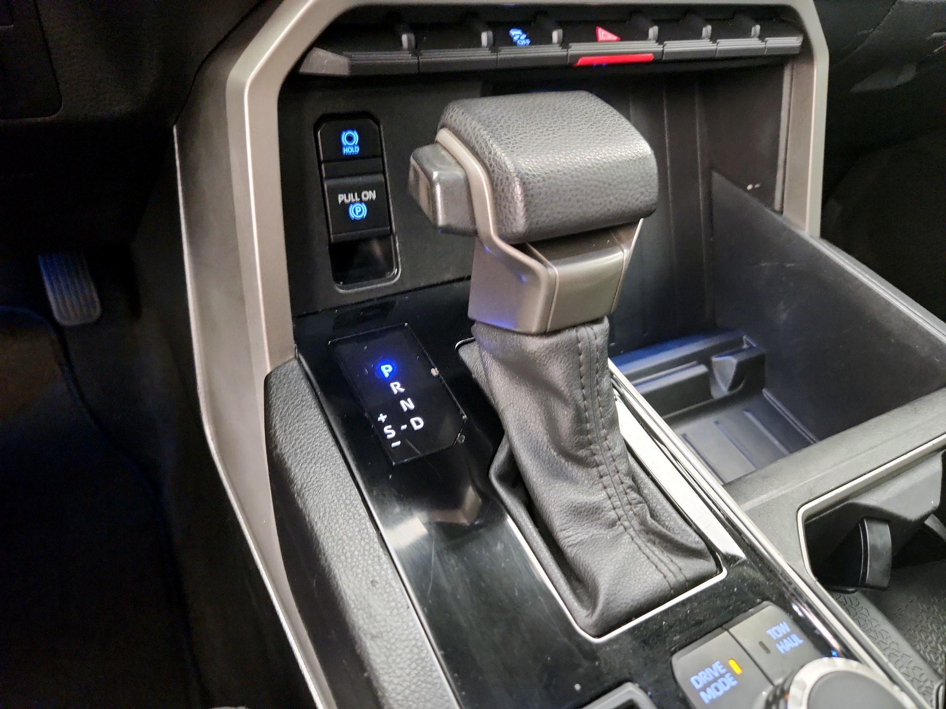 Thumbnail: 2024 Toyota Tundra - 17