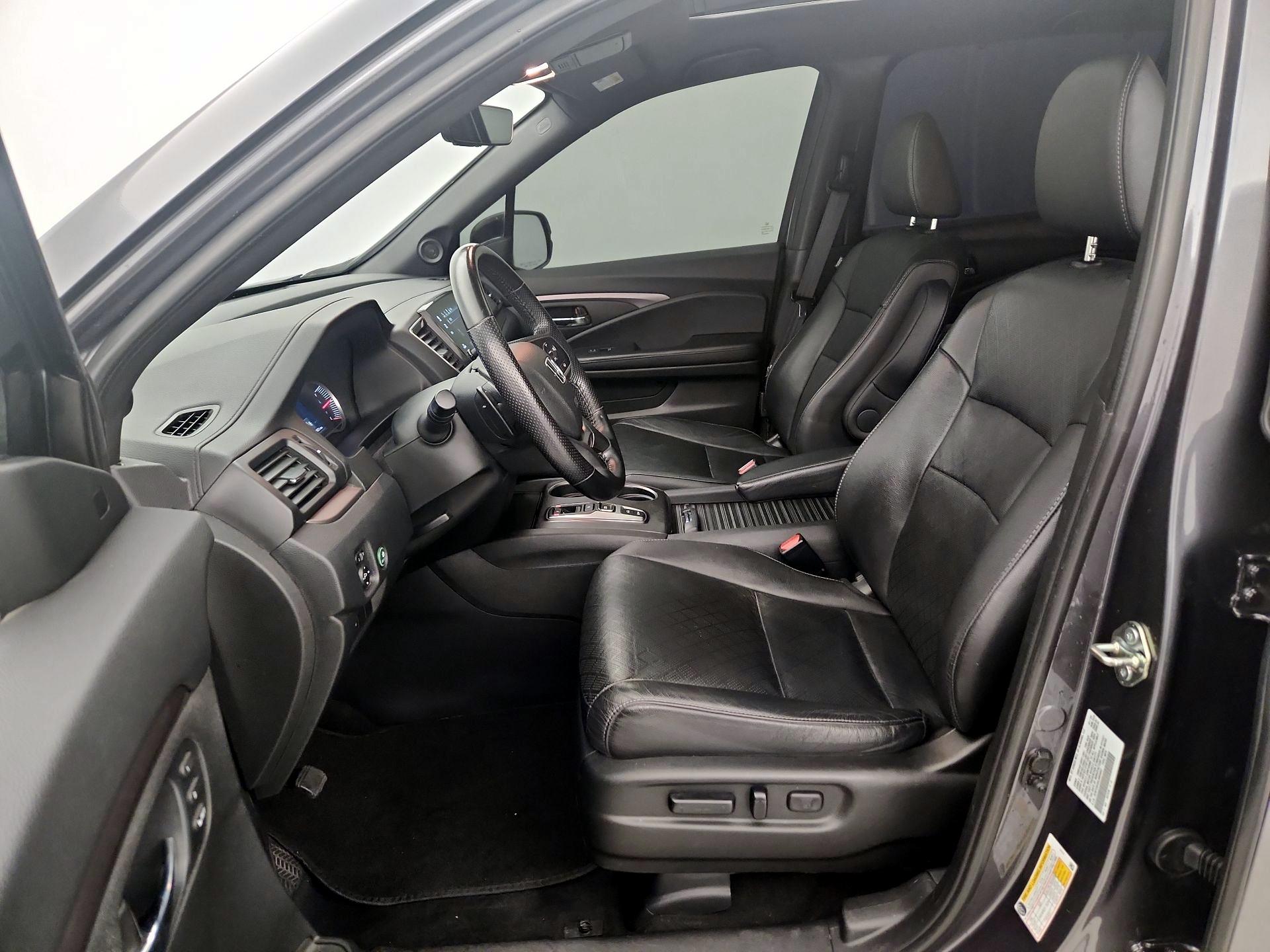 Thumbnail: 2020 Honda Passport - 11