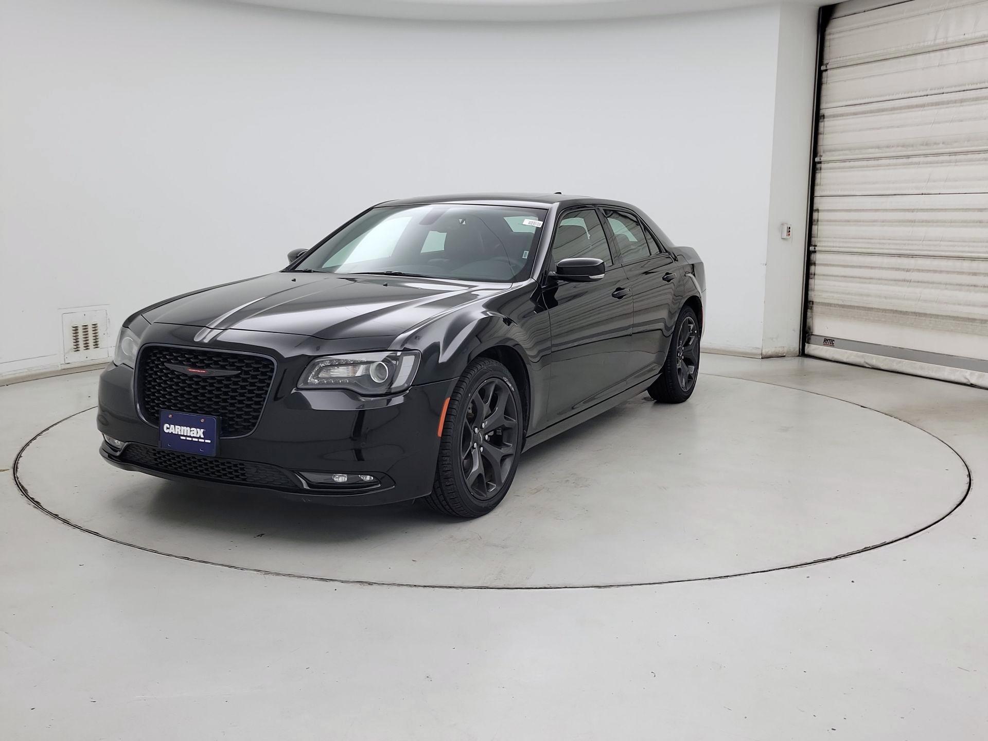 Thumbnail: 2022 Chrysler 300 - 3