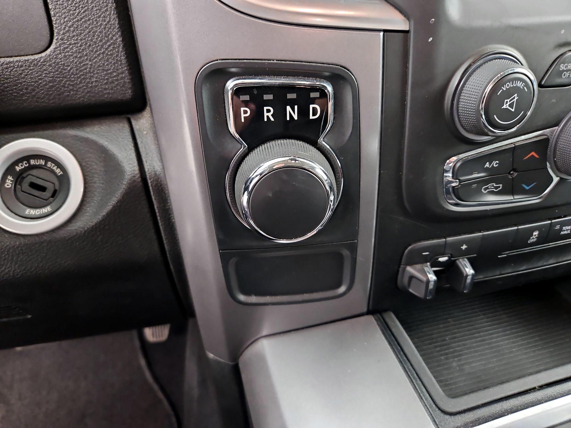 Thumbnail: 2022 RAM 1500 Classic - 18