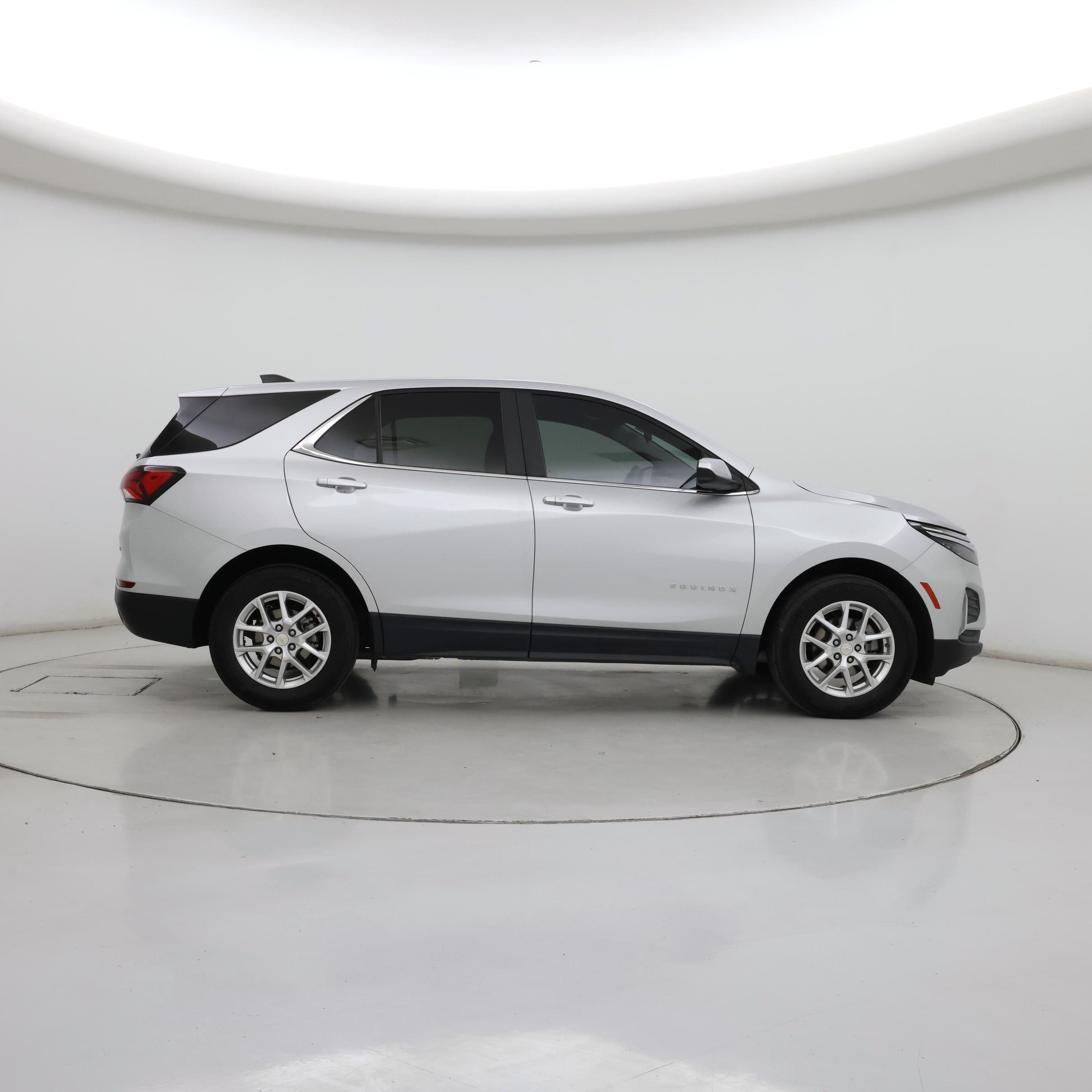 Thumbnail: 2022 Chevrolet Equinox - 7