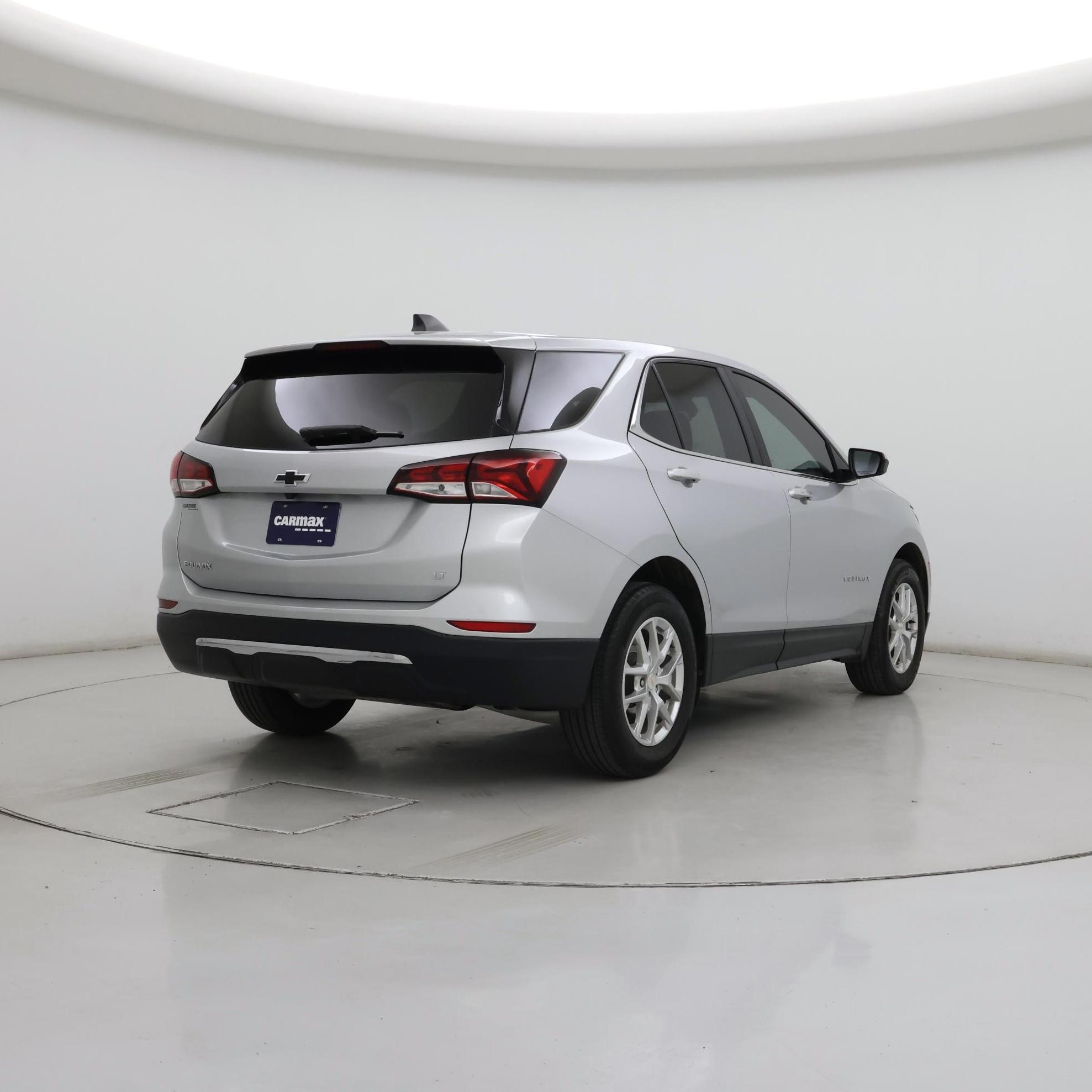 Thumbnail: 2022 Chevrolet Equinox - 8