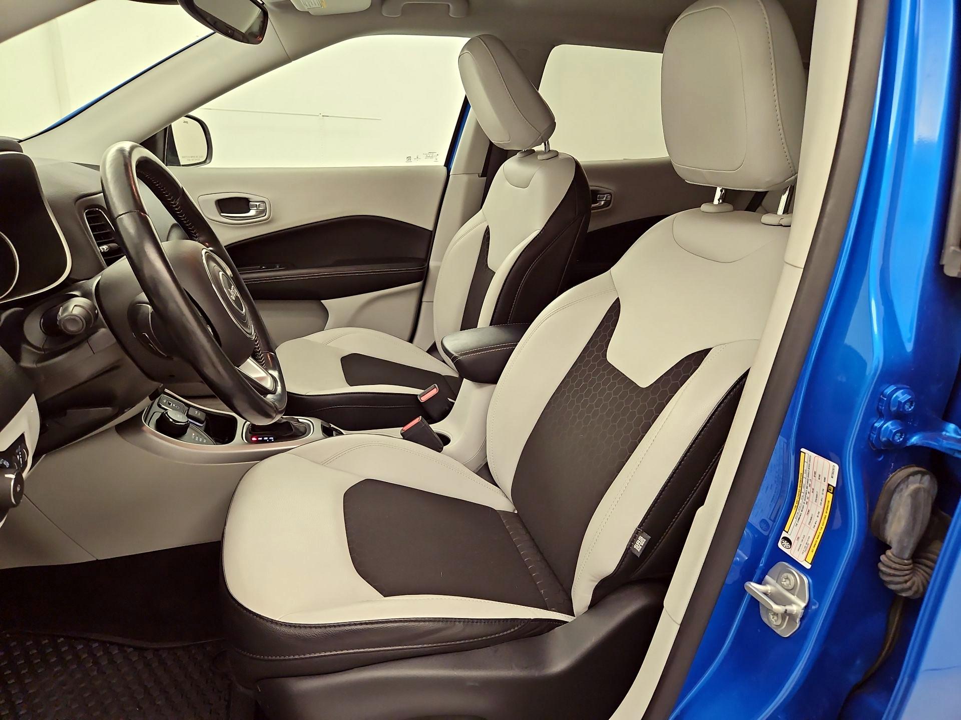 Thumbnail: 2021 Jeep Compass - 11