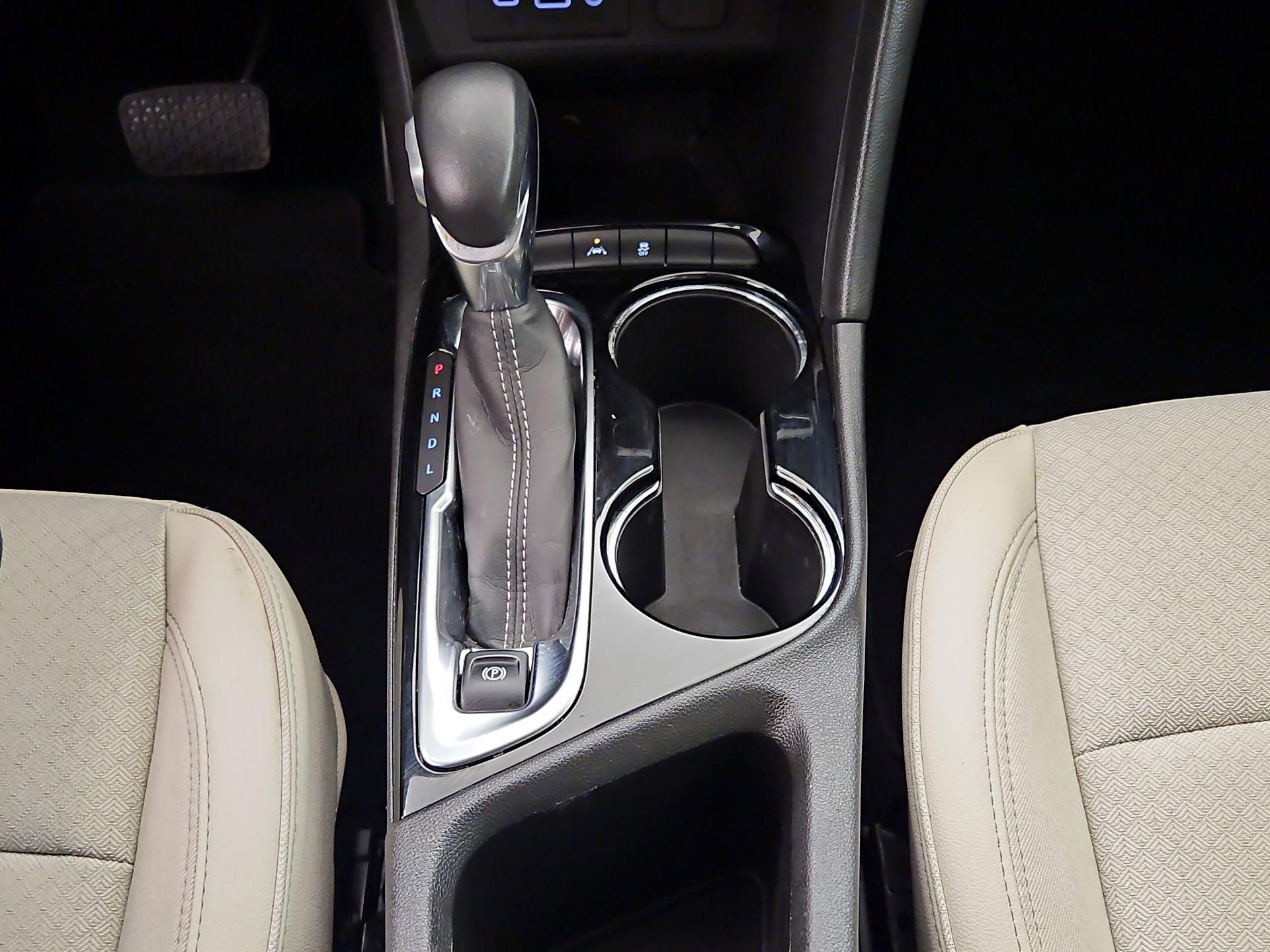 Thumbnail: 2021 Buick Encore GX - 17