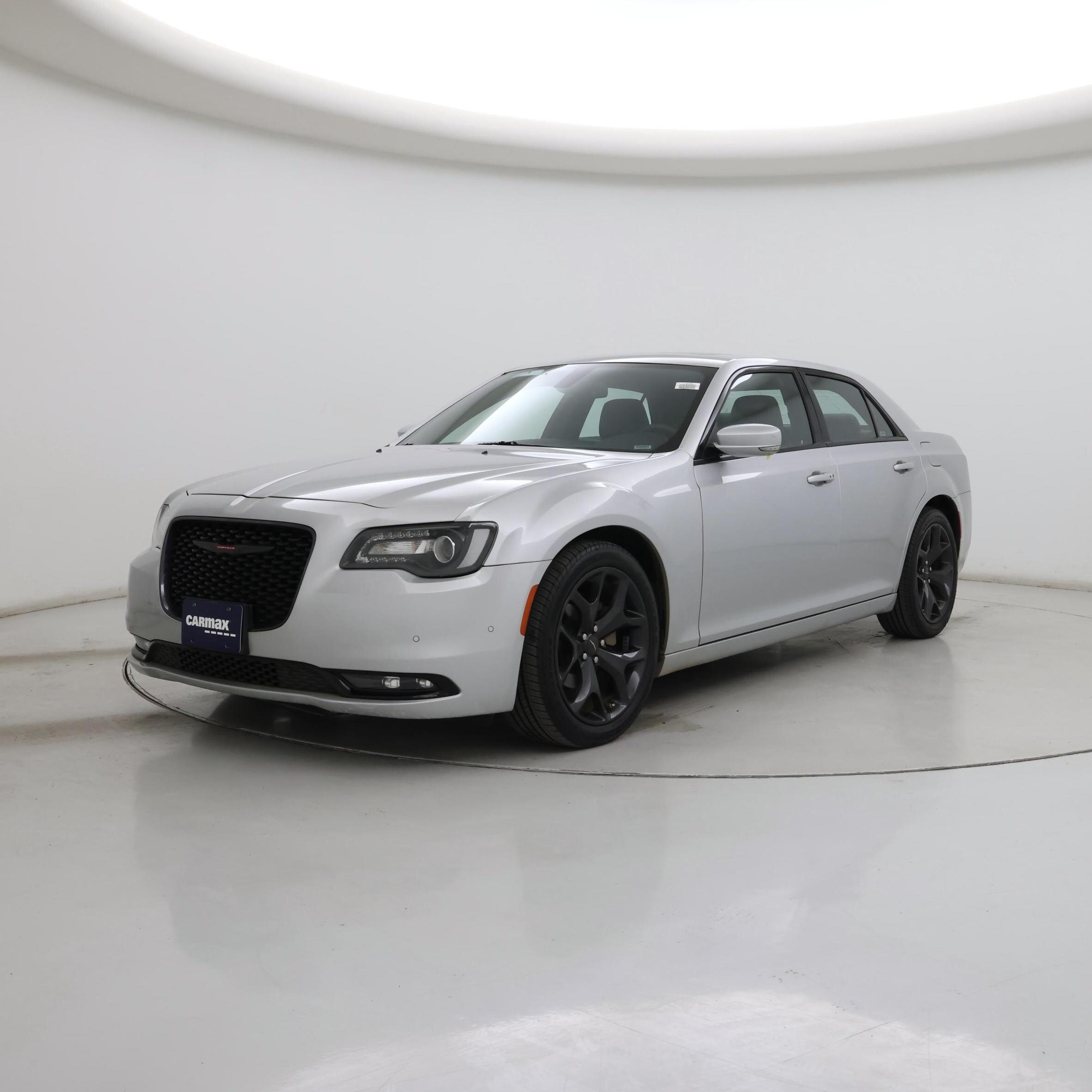 Thumbnail: 2022 Chrysler 300 - 4