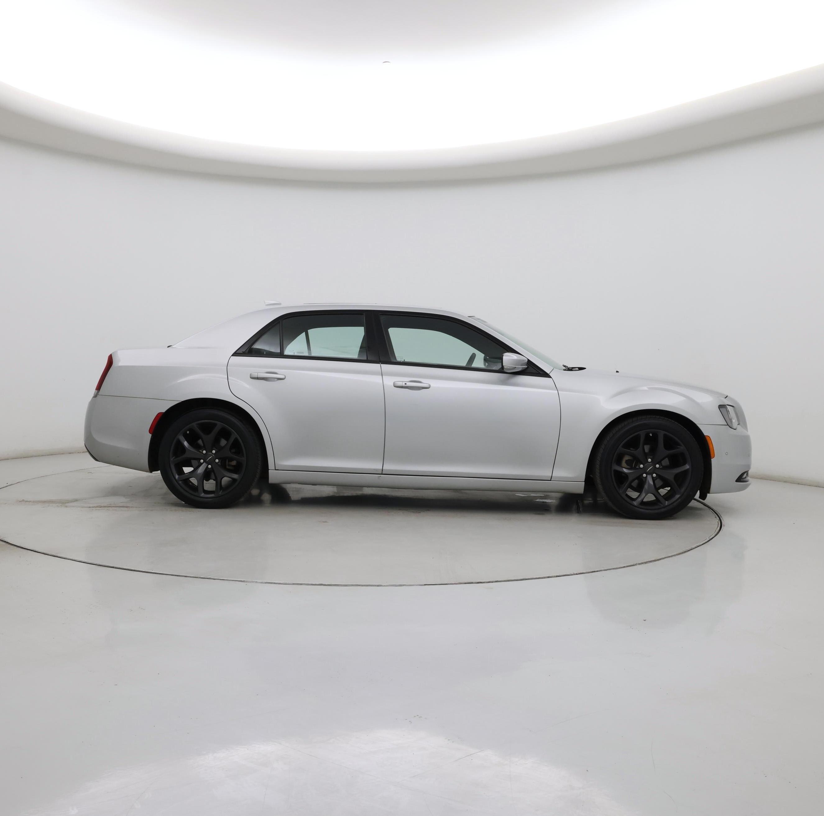 Thumbnail: 2022 Chrysler 300 - 7