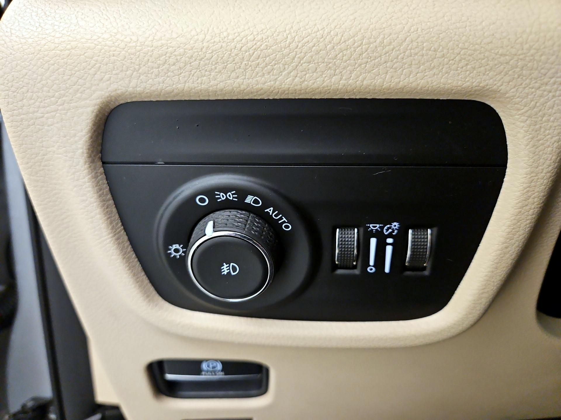 Thumbnail: 2021 Jeep Grand Cherokee L - 13
