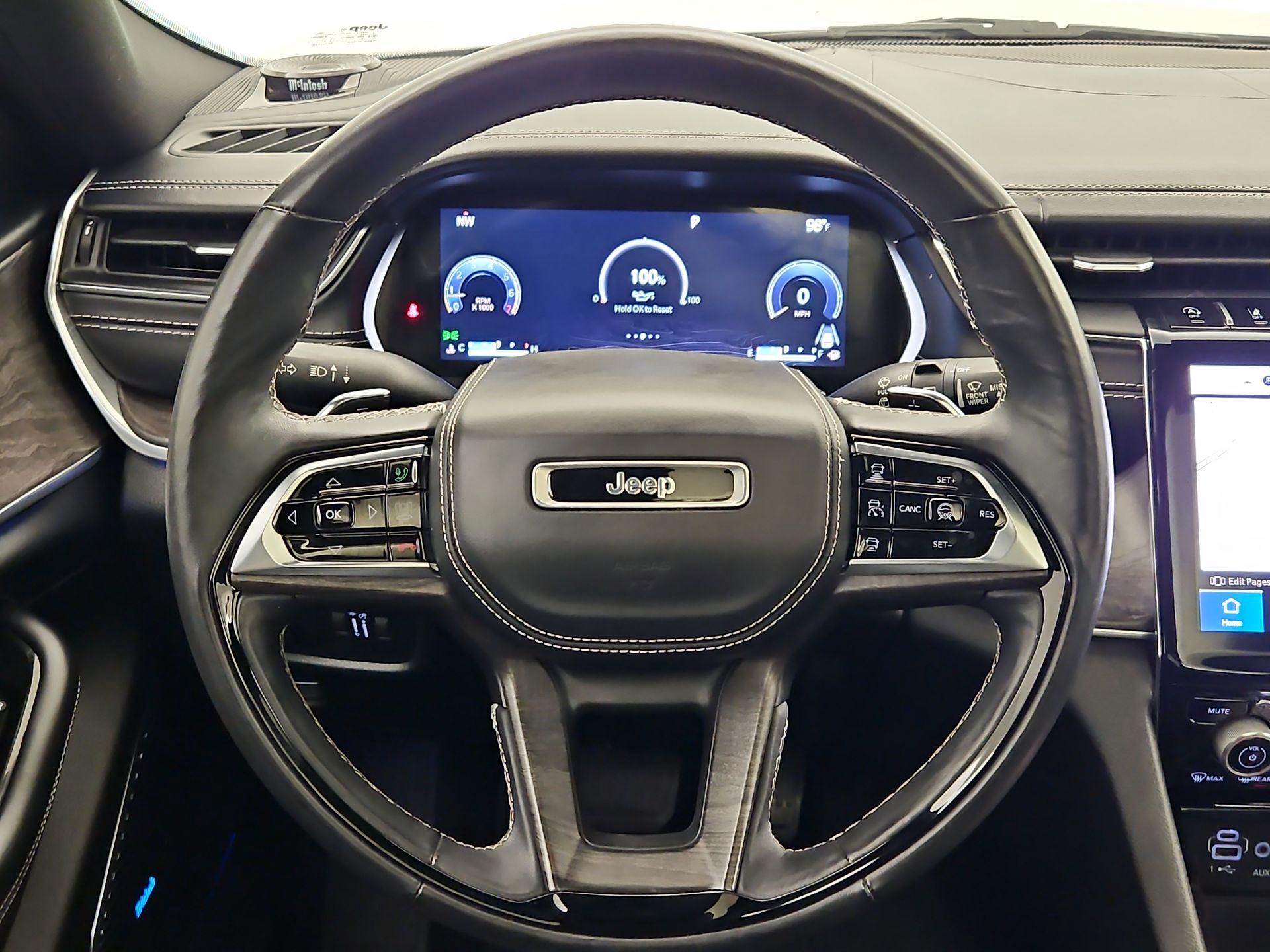 Thumbnail: 2022 Jeep Grand Cherokee - 10