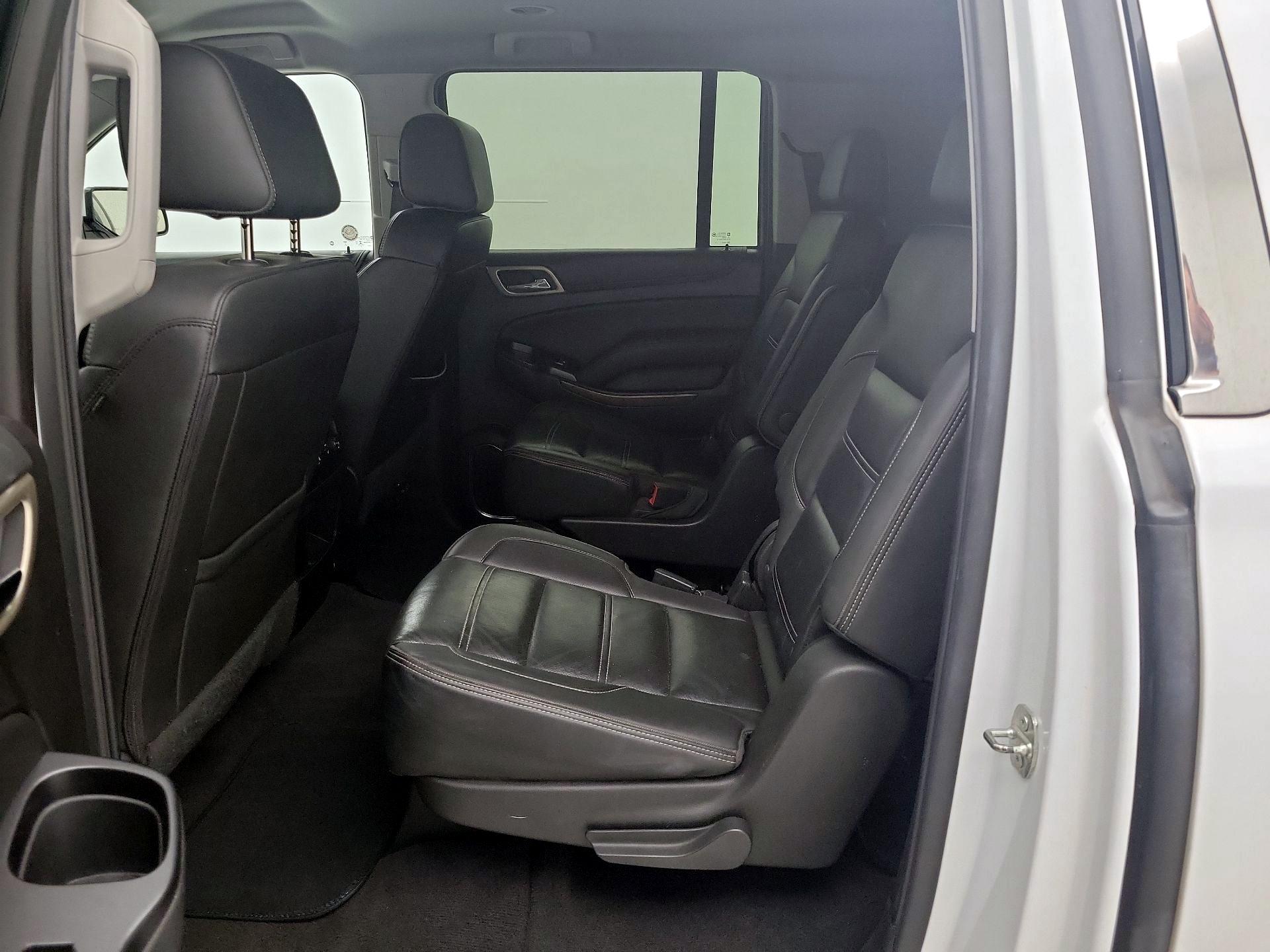 Thumbnail: 2019 GMC Yukon XL - 18