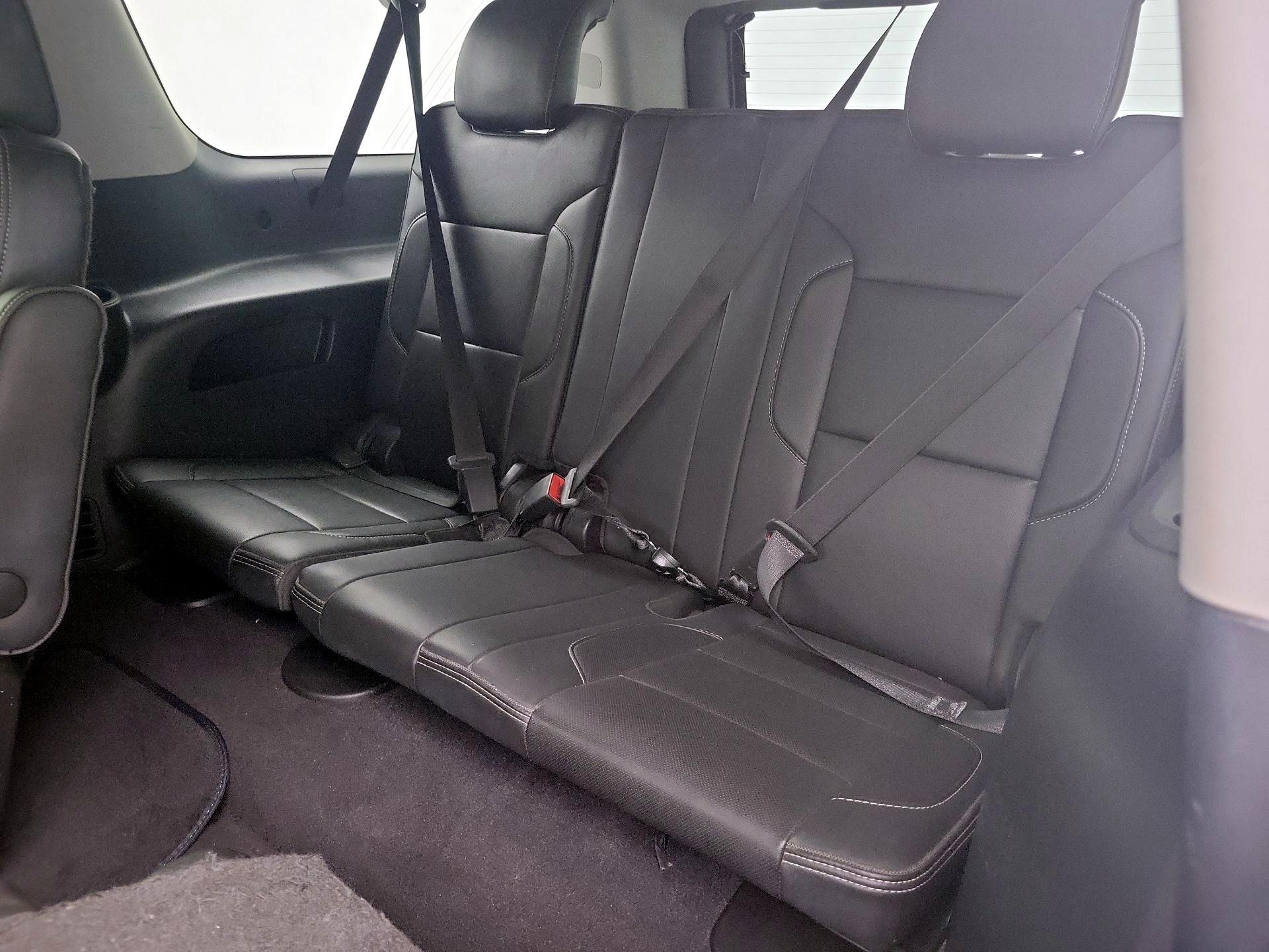 Thumbnail: 2019 GMC Yukon XL - 19