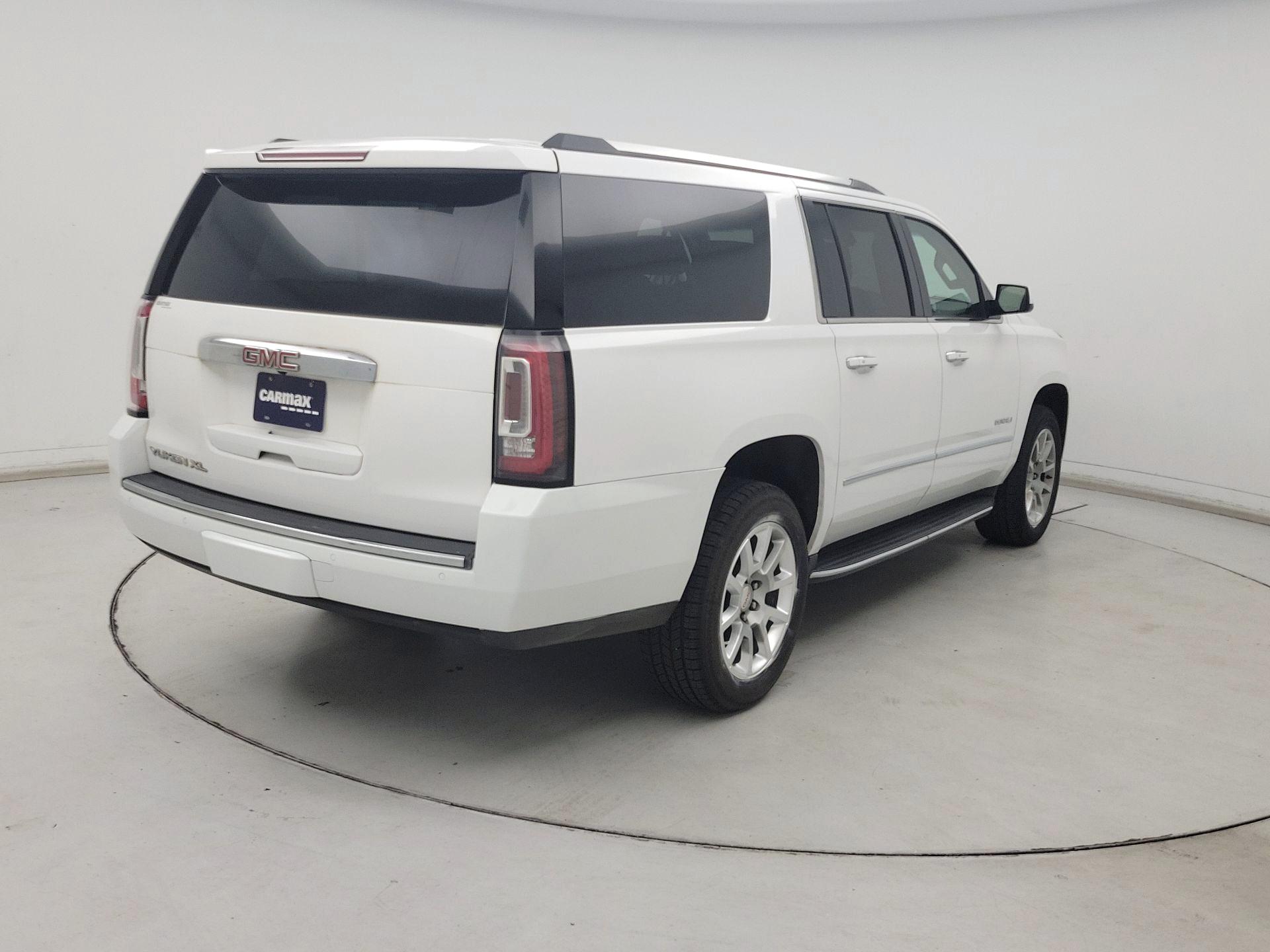 Thumbnail: 2019 GMC Yukon XL - 5