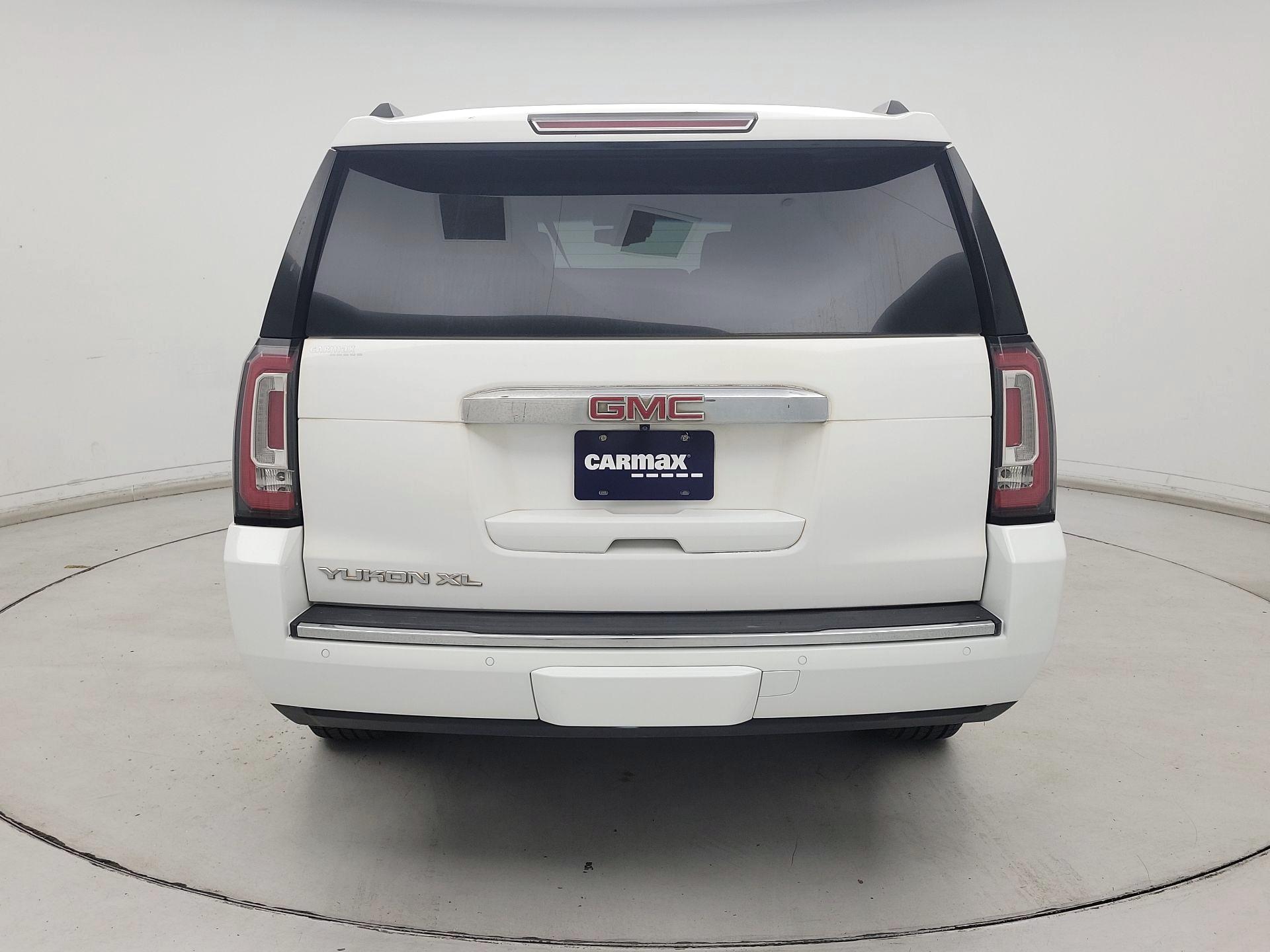 Thumbnail: 2019 GMC Yukon XL - 6