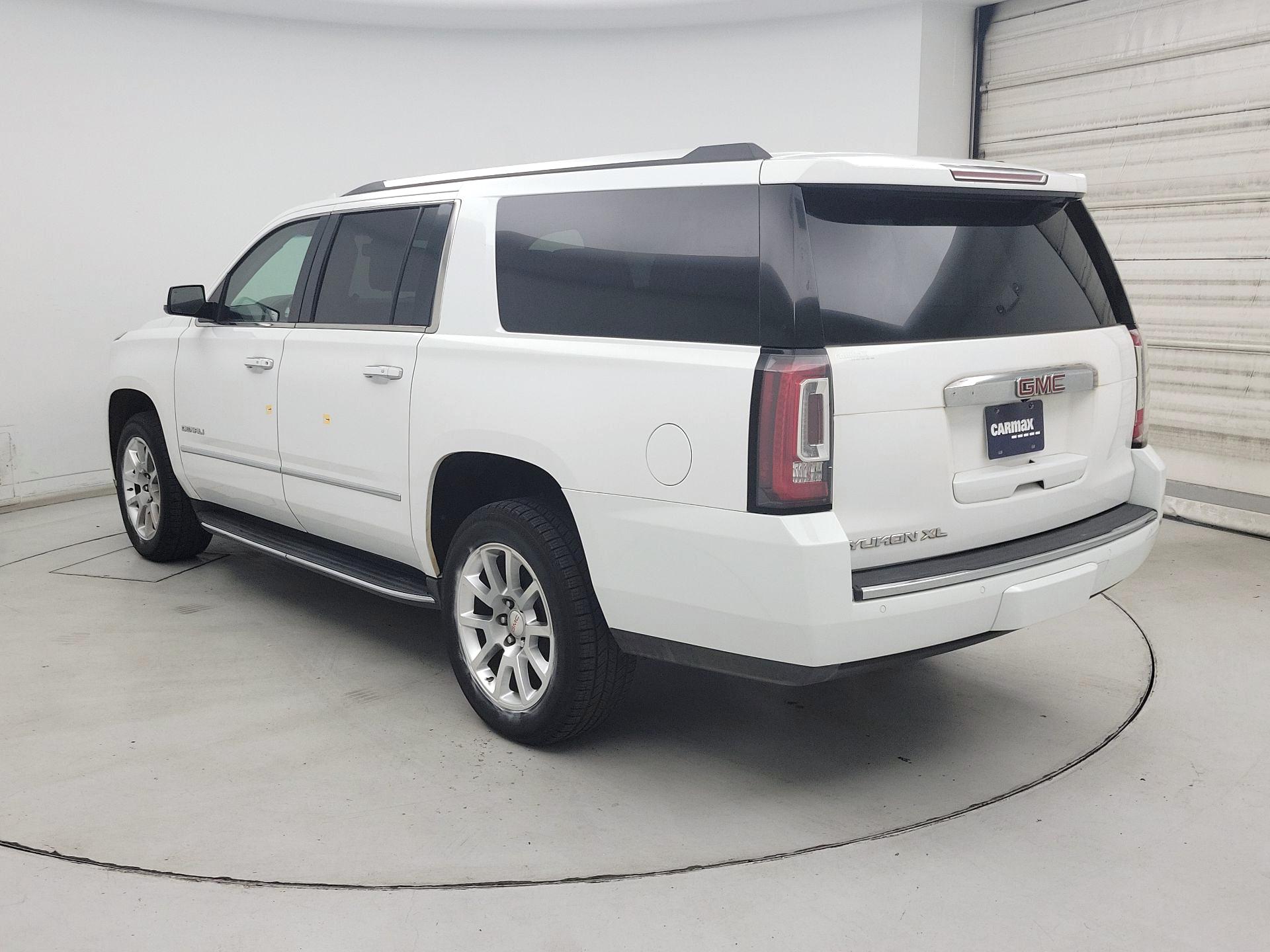Thumbnail: 2019 GMC Yukon XL - 7