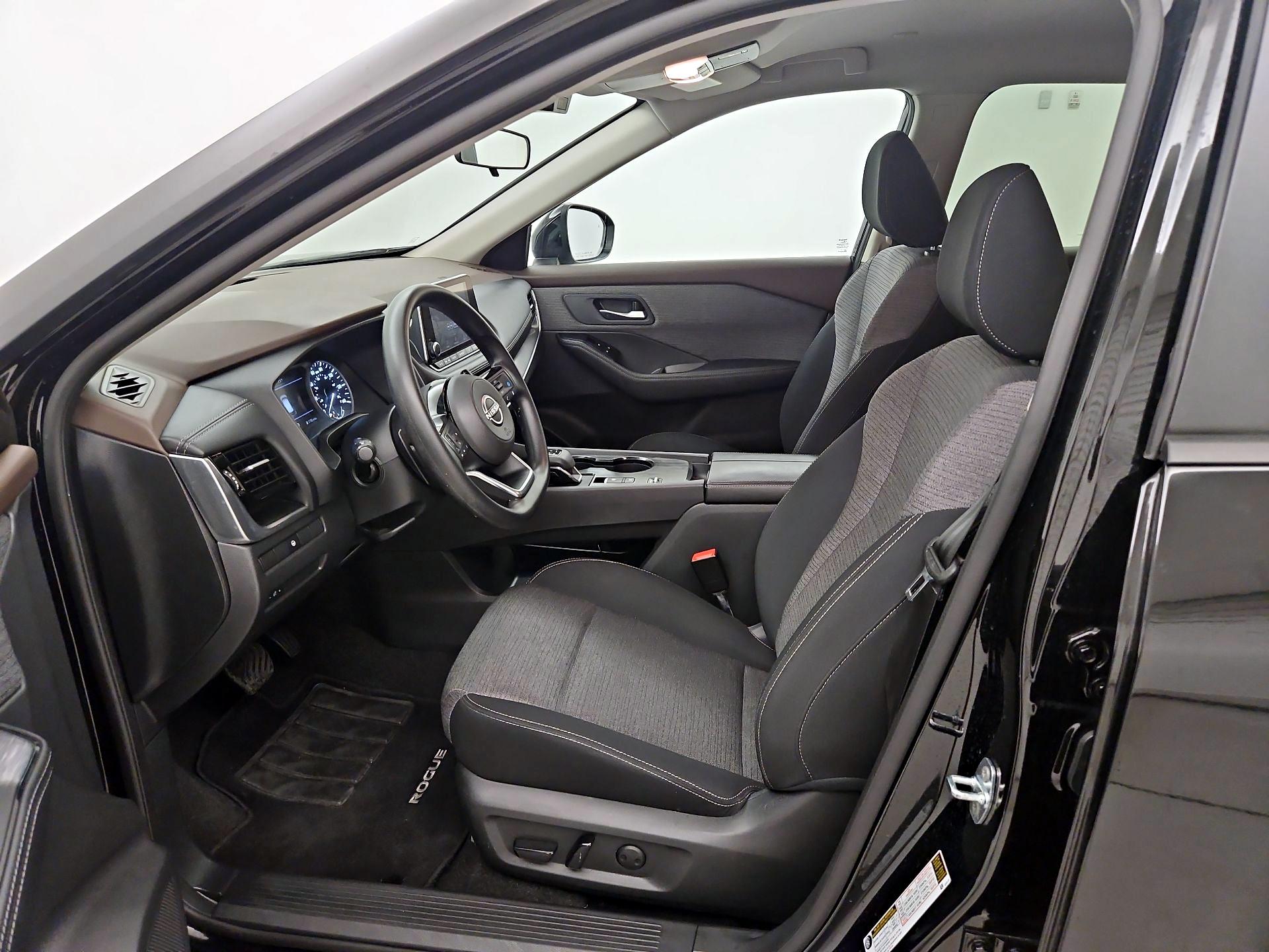 Thumbnail: 2022 Nissan Rogue - 11