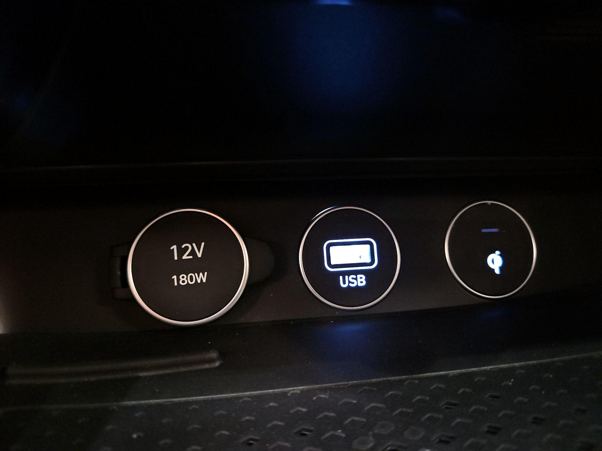 Thumbnail: 2023 Genesis G70 - 19