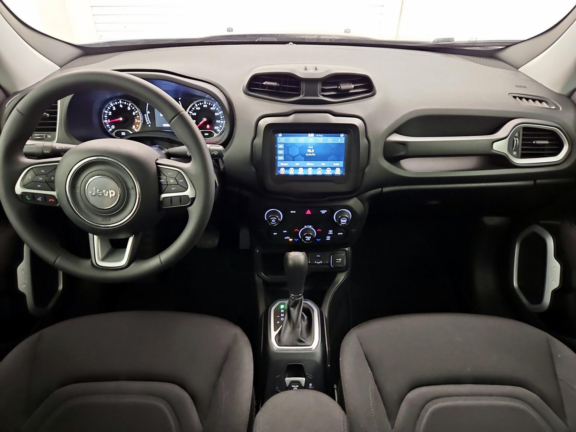 Thumbnail: 2020 Jeep Renegade - 9