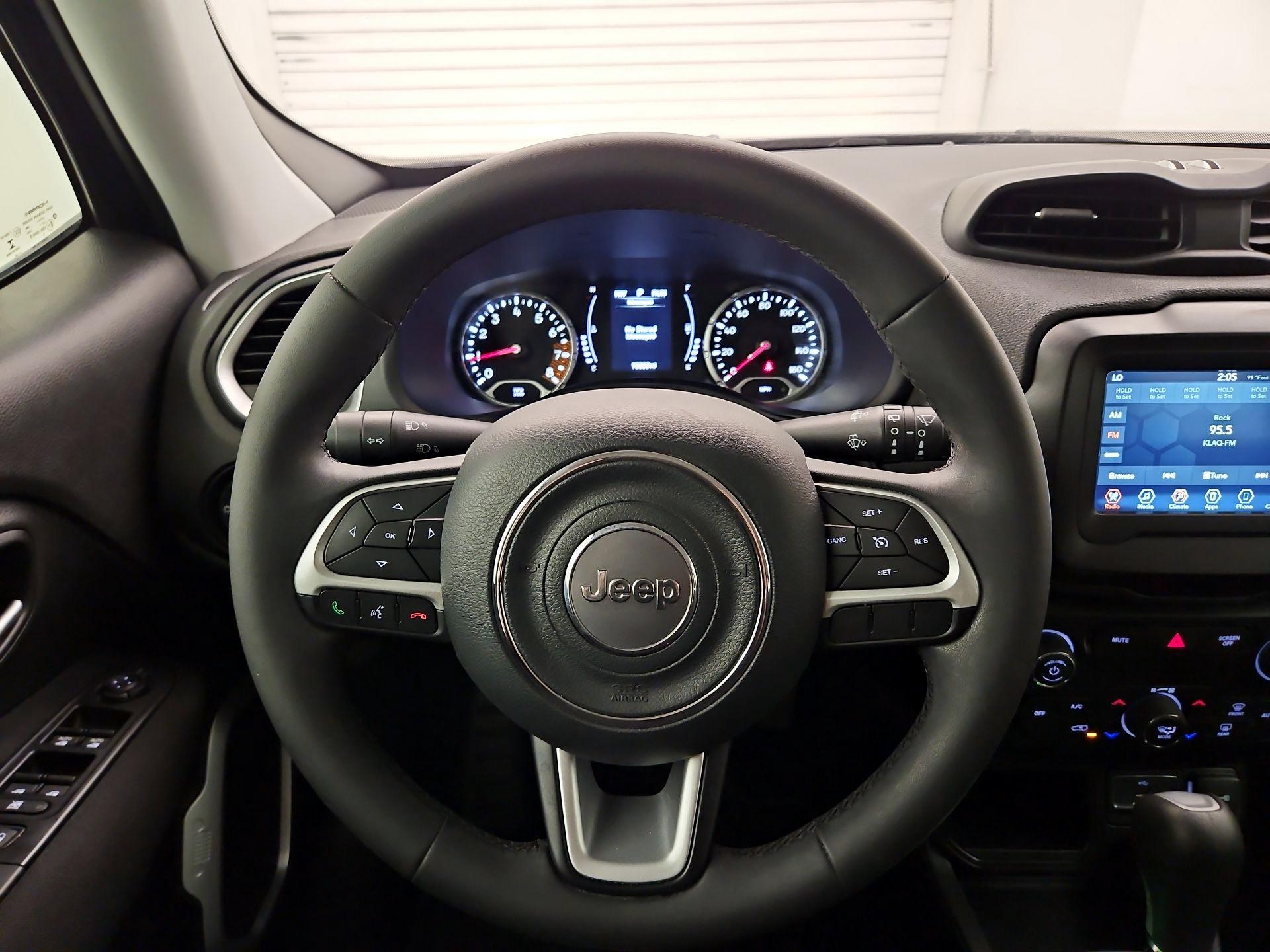 Thumbnail: 2020 Jeep Renegade - 10