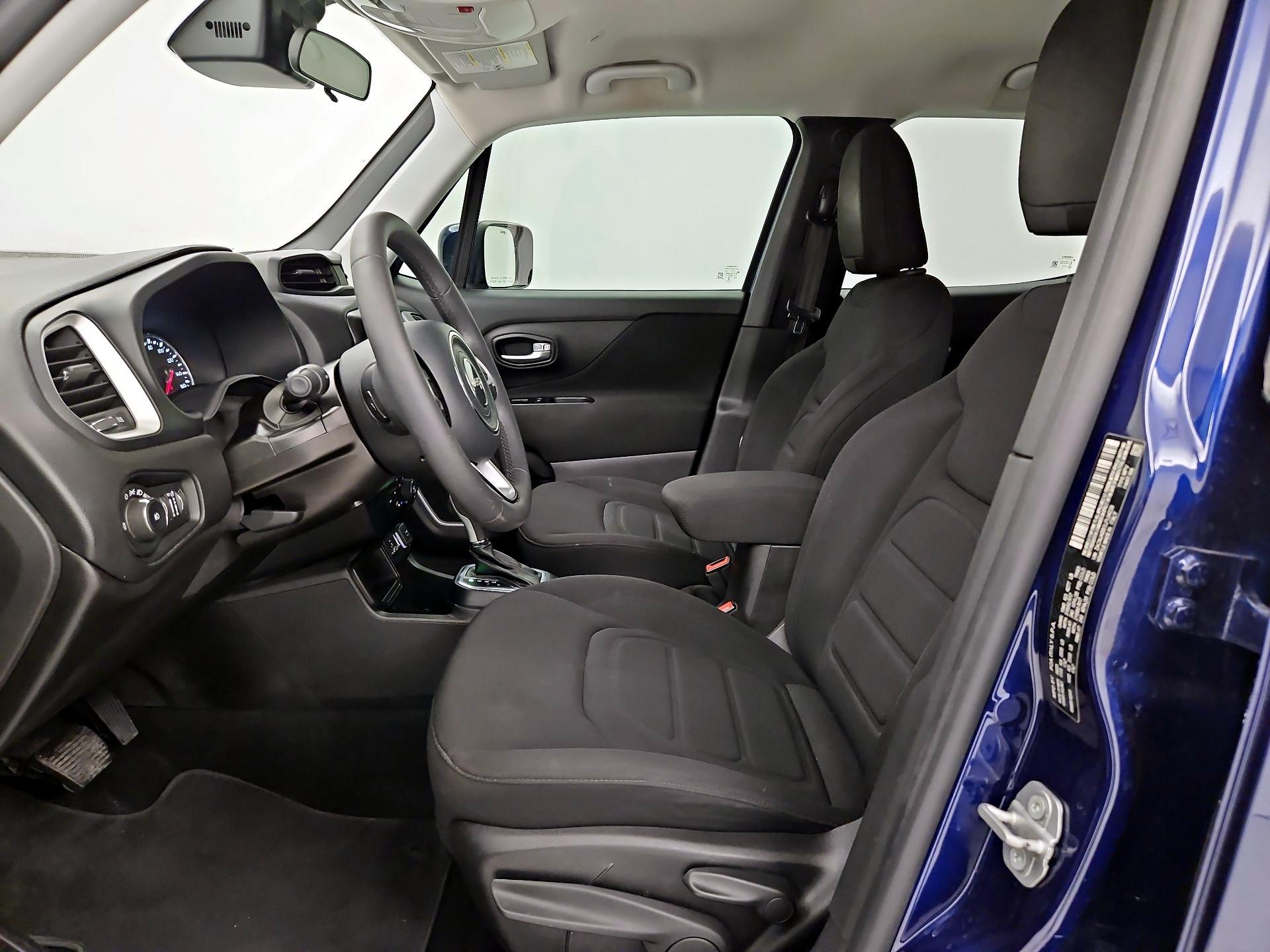 Thumbnail: 2020 Jeep Renegade - 11