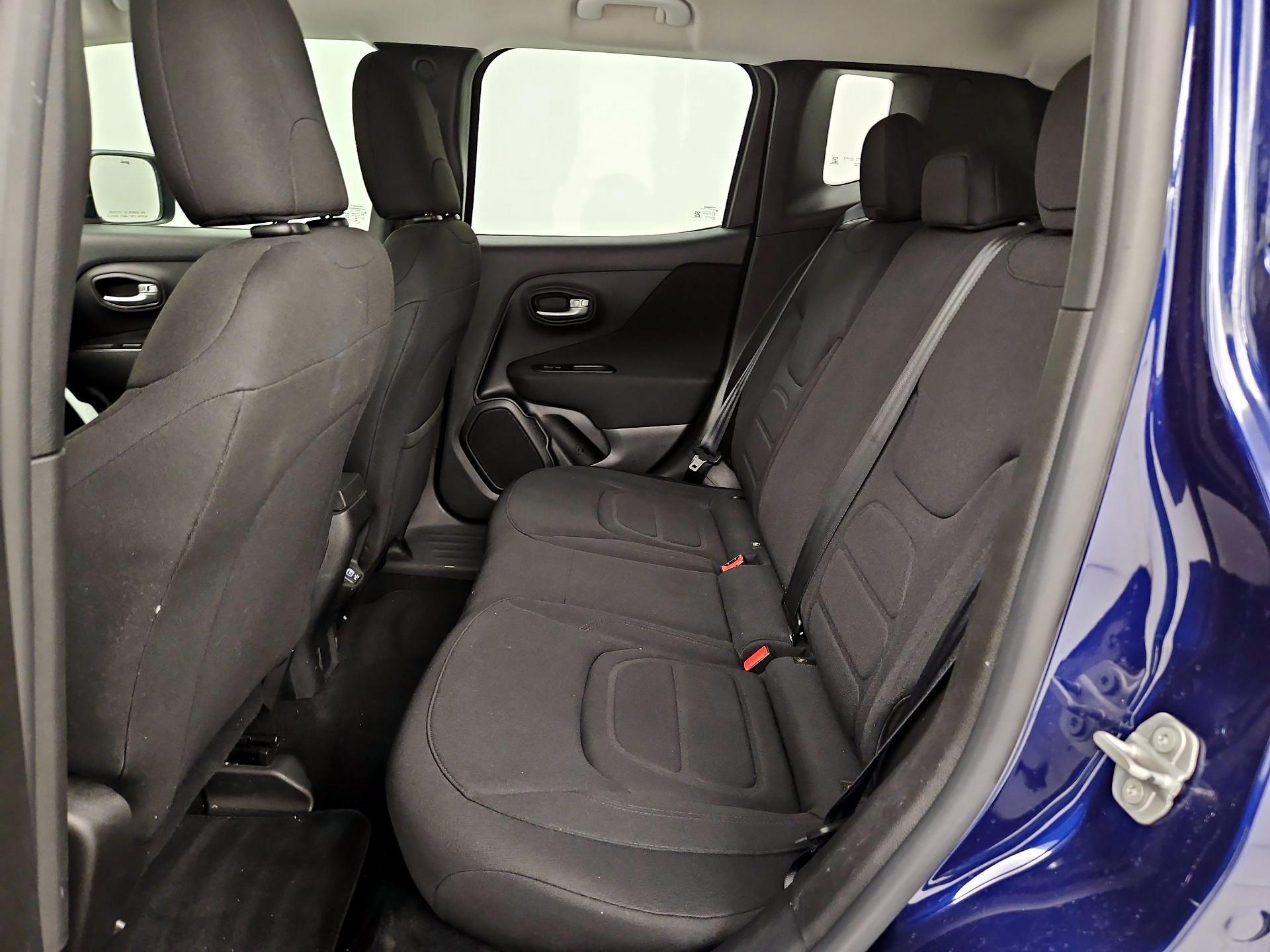 Thumbnail: 2020 Jeep Renegade - 19