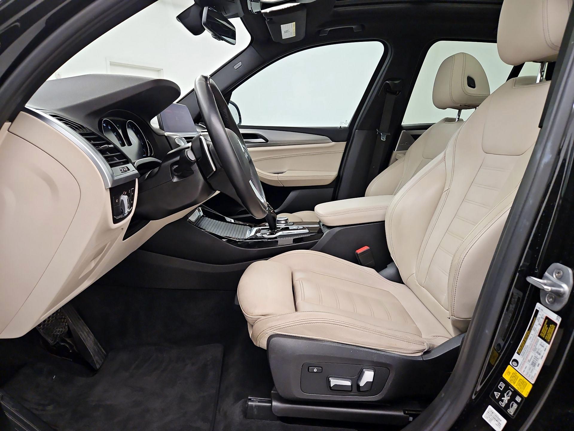 Thumbnail: 2021 BMW X3 - 11