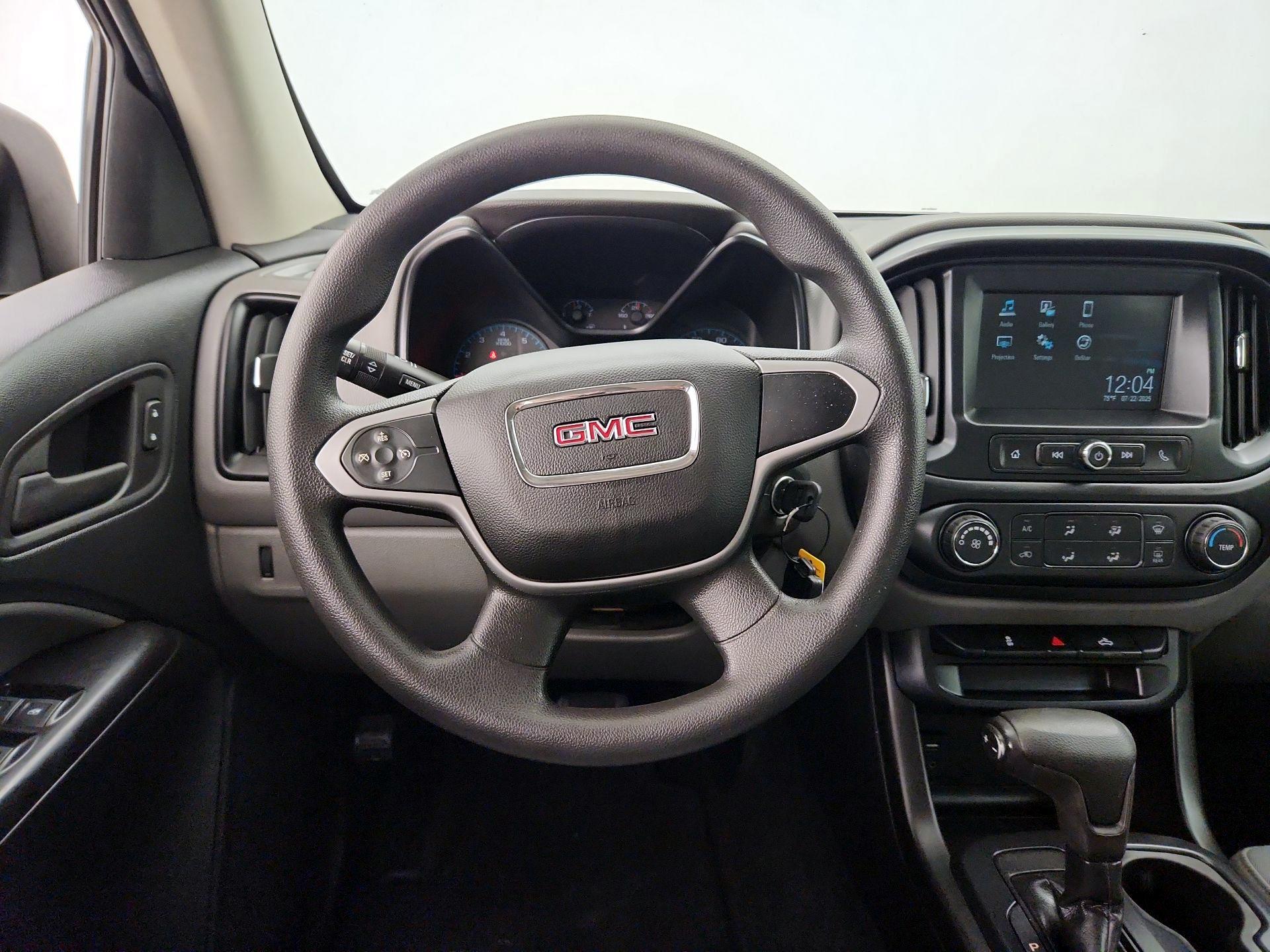 Thumbnail: 2018 GMC Canyon - 10