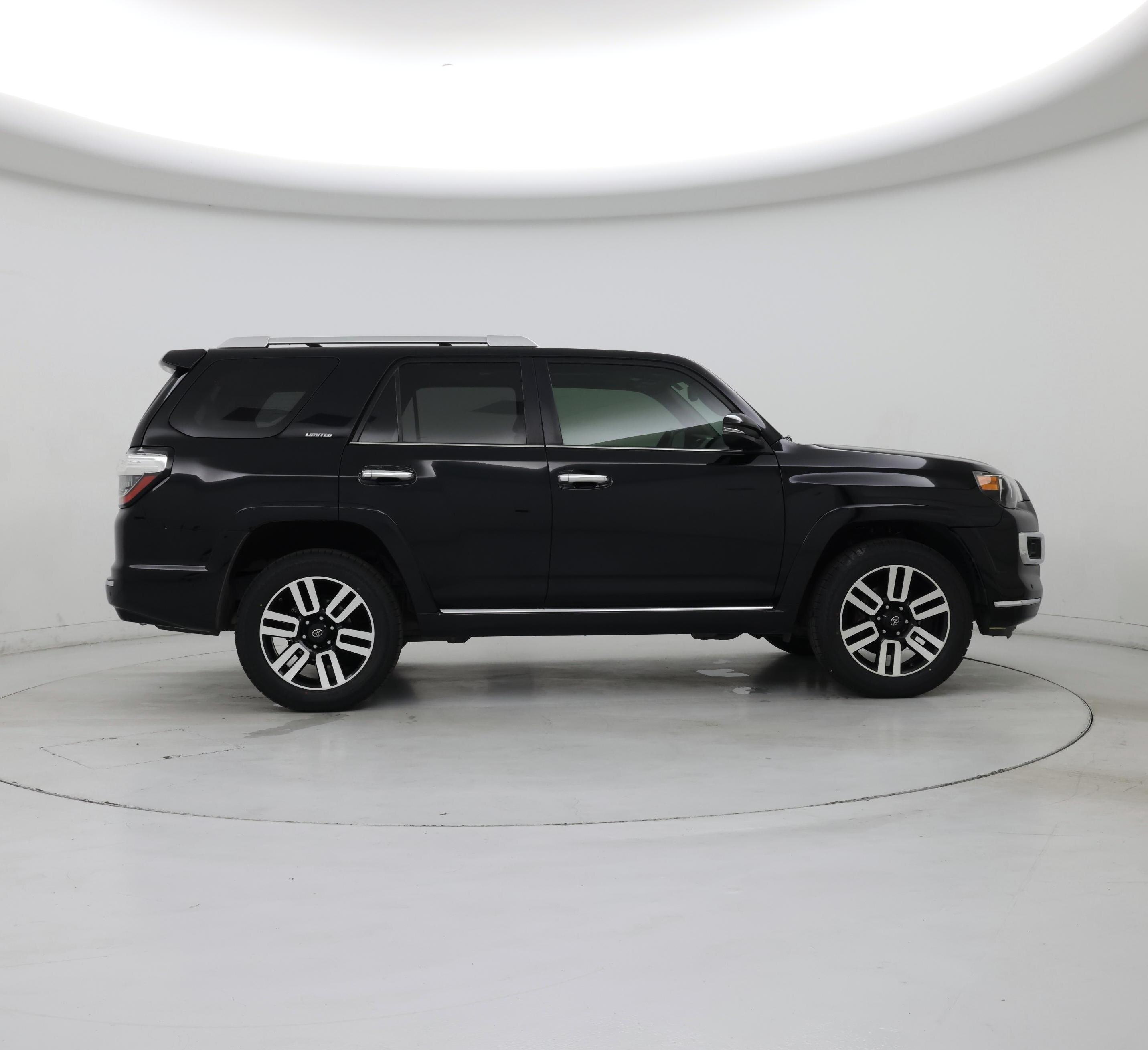 Thumbnail: 2017 Toyota 4Runner - 7