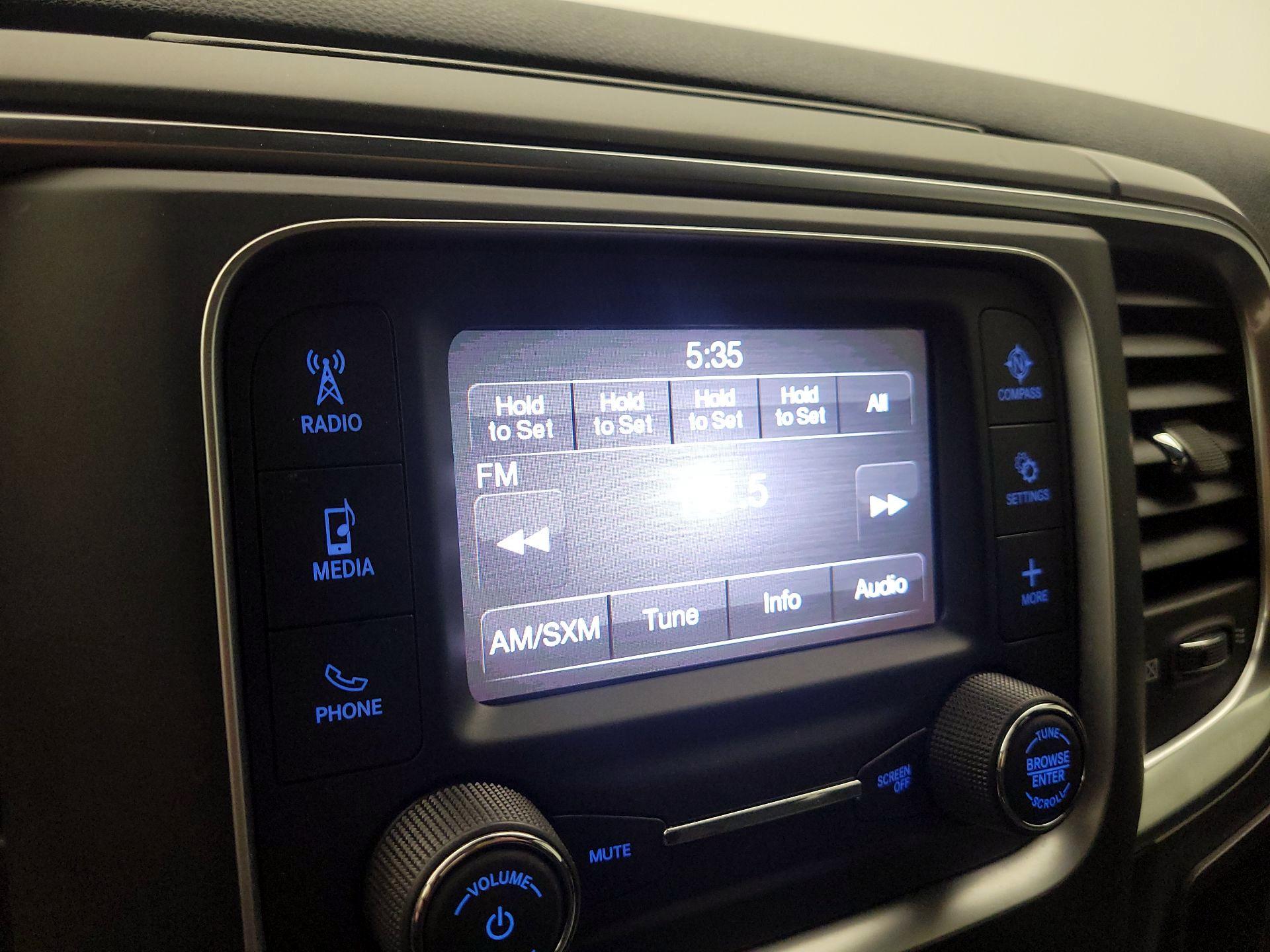 Thumbnail: 2021 RAM 1500 Classic - 15