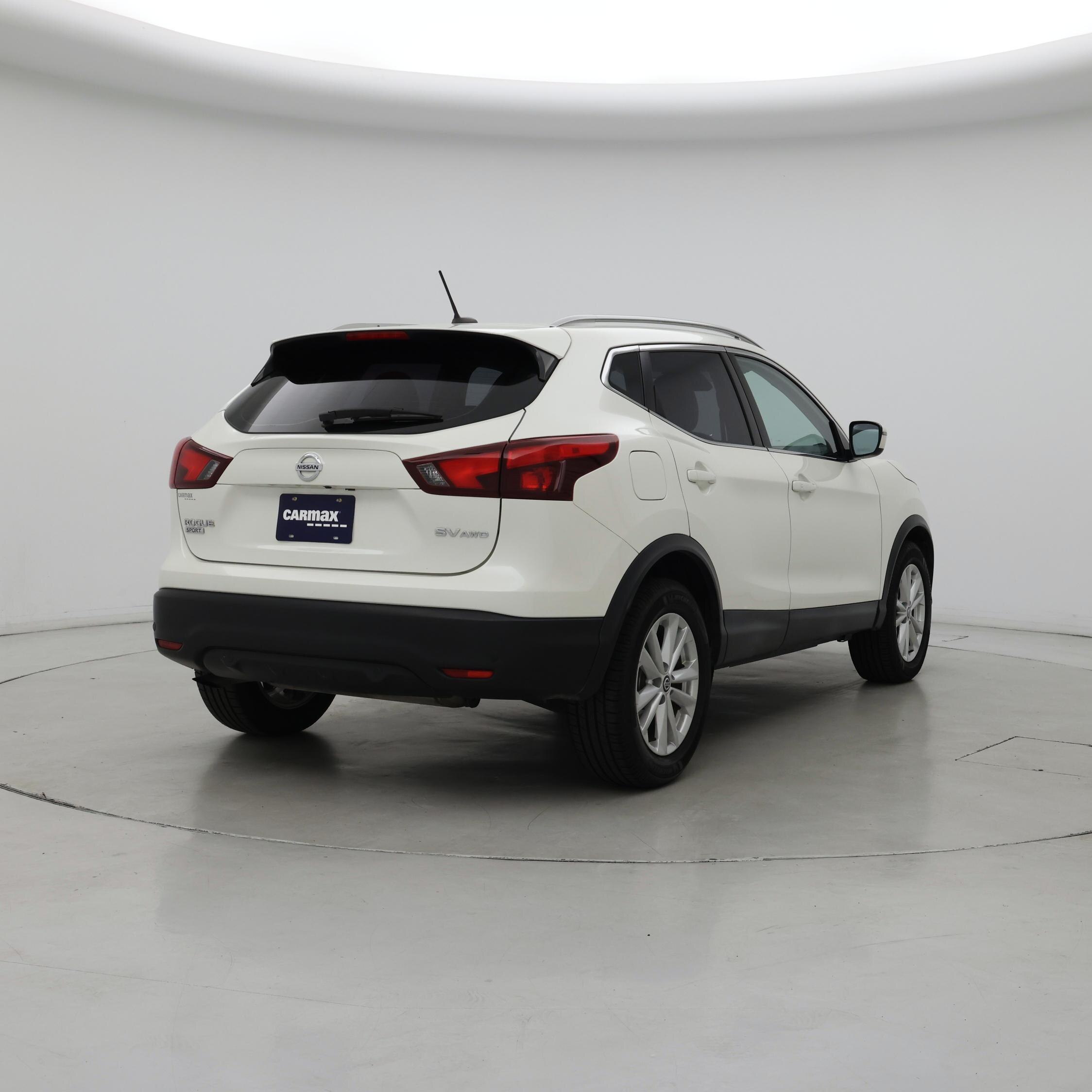 Thumbnail: 2019 Nissan Rogue Sport - 8