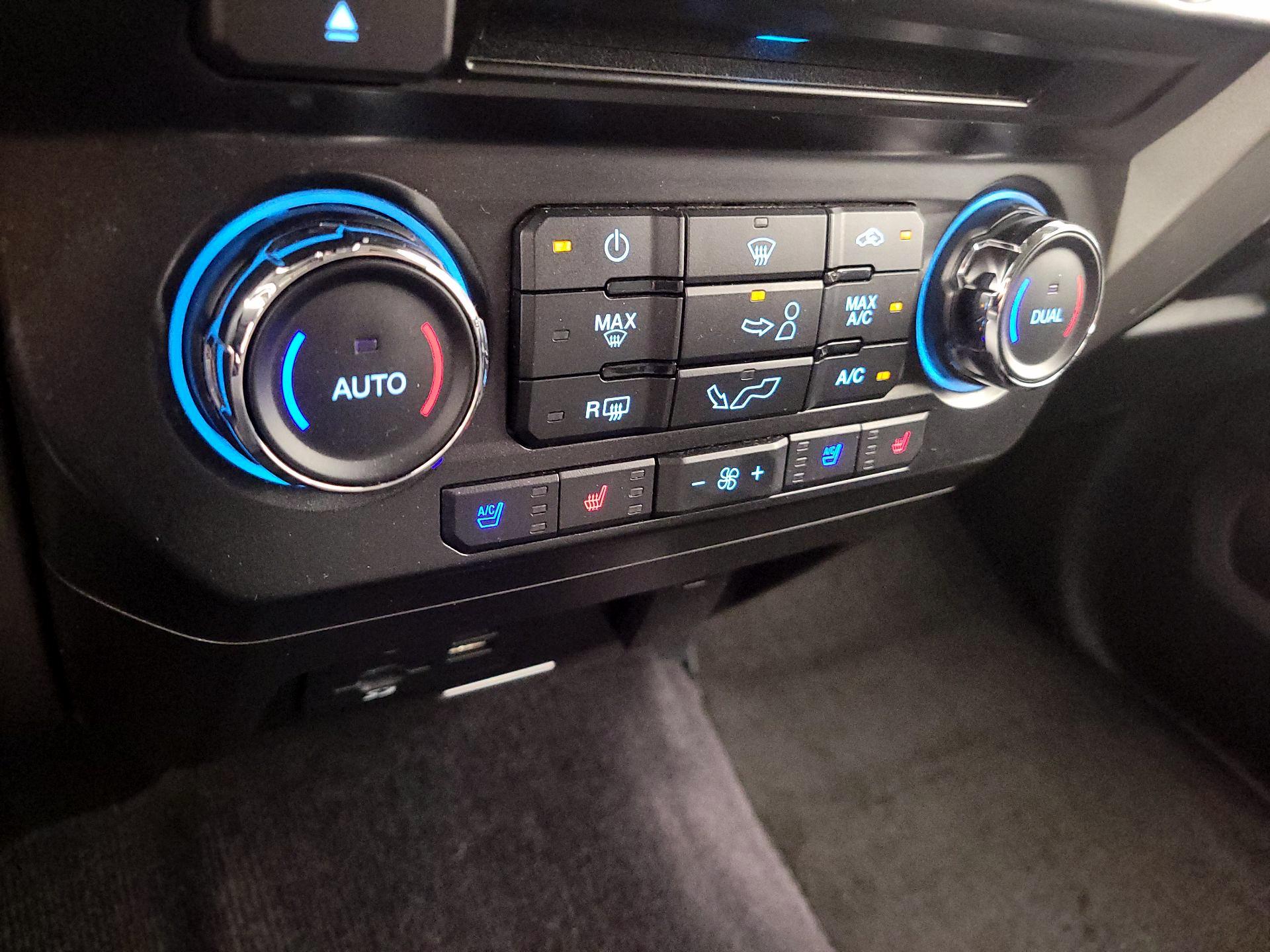 Thumbnail: 2015 Ford F-150 - 17