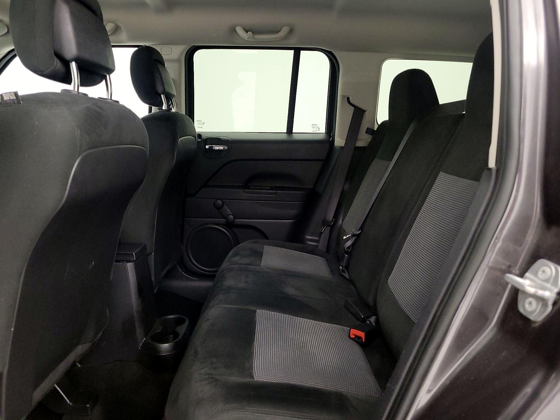 Thumbnail: 2017 Jeep Patriot - 17