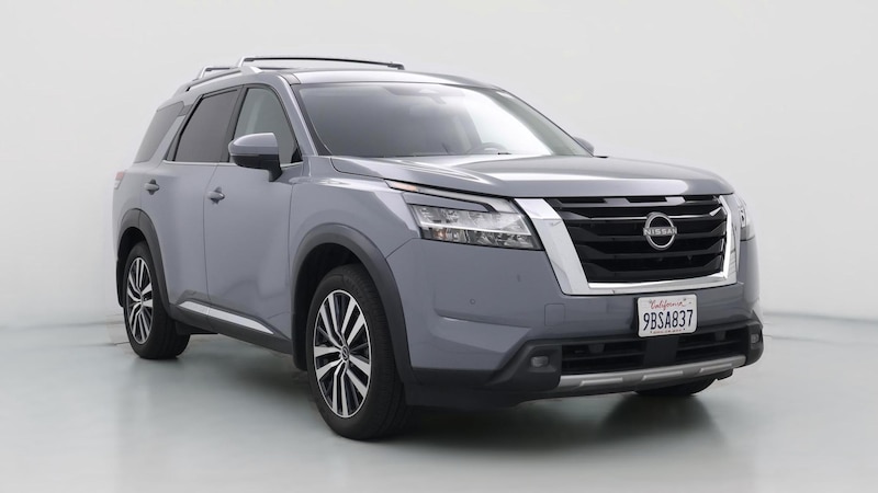 2022 Nissan Pathfinder Platinum Hero Image