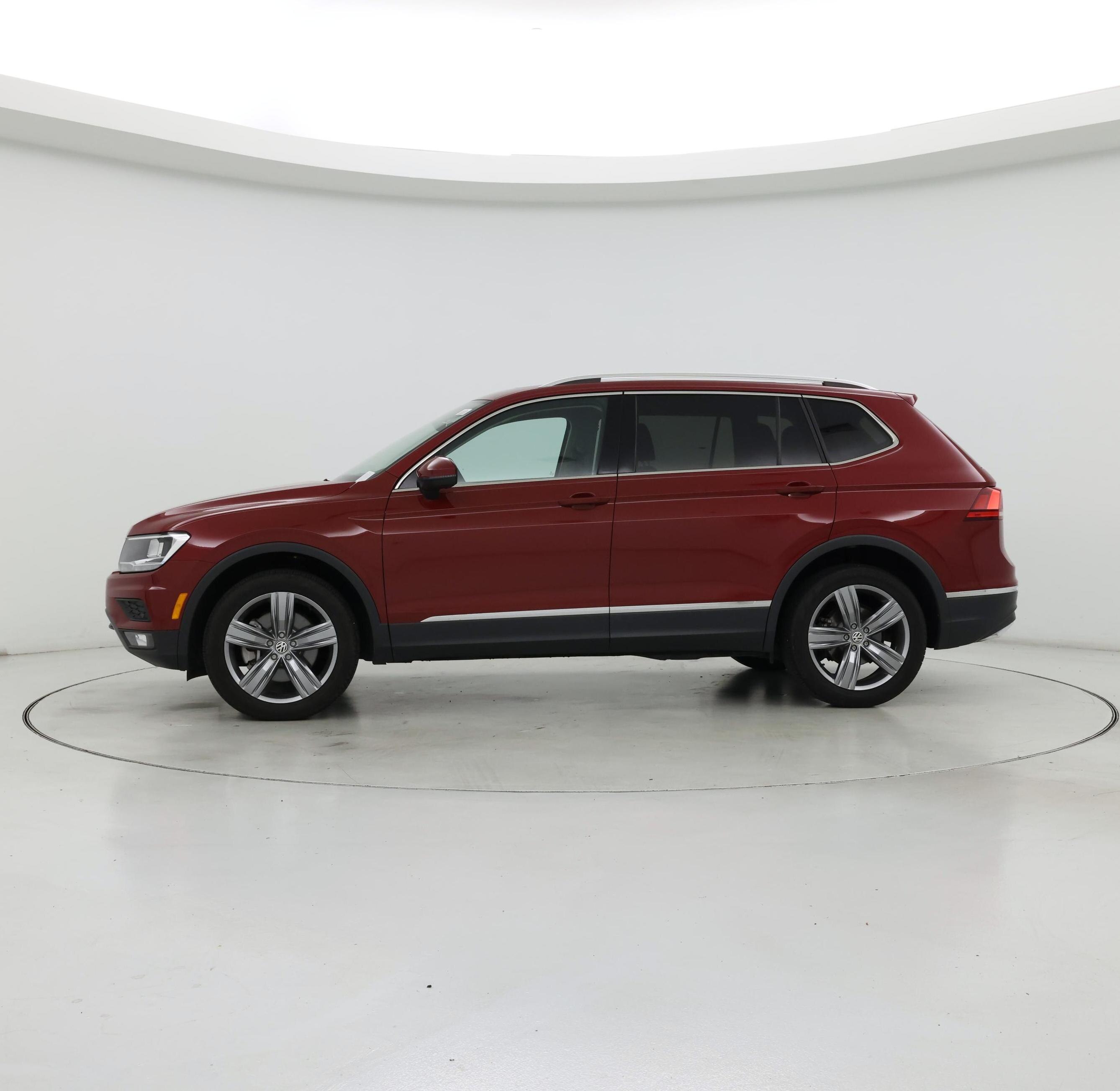 Thumbnail: 2021 Volkswagen Tiguan - 3