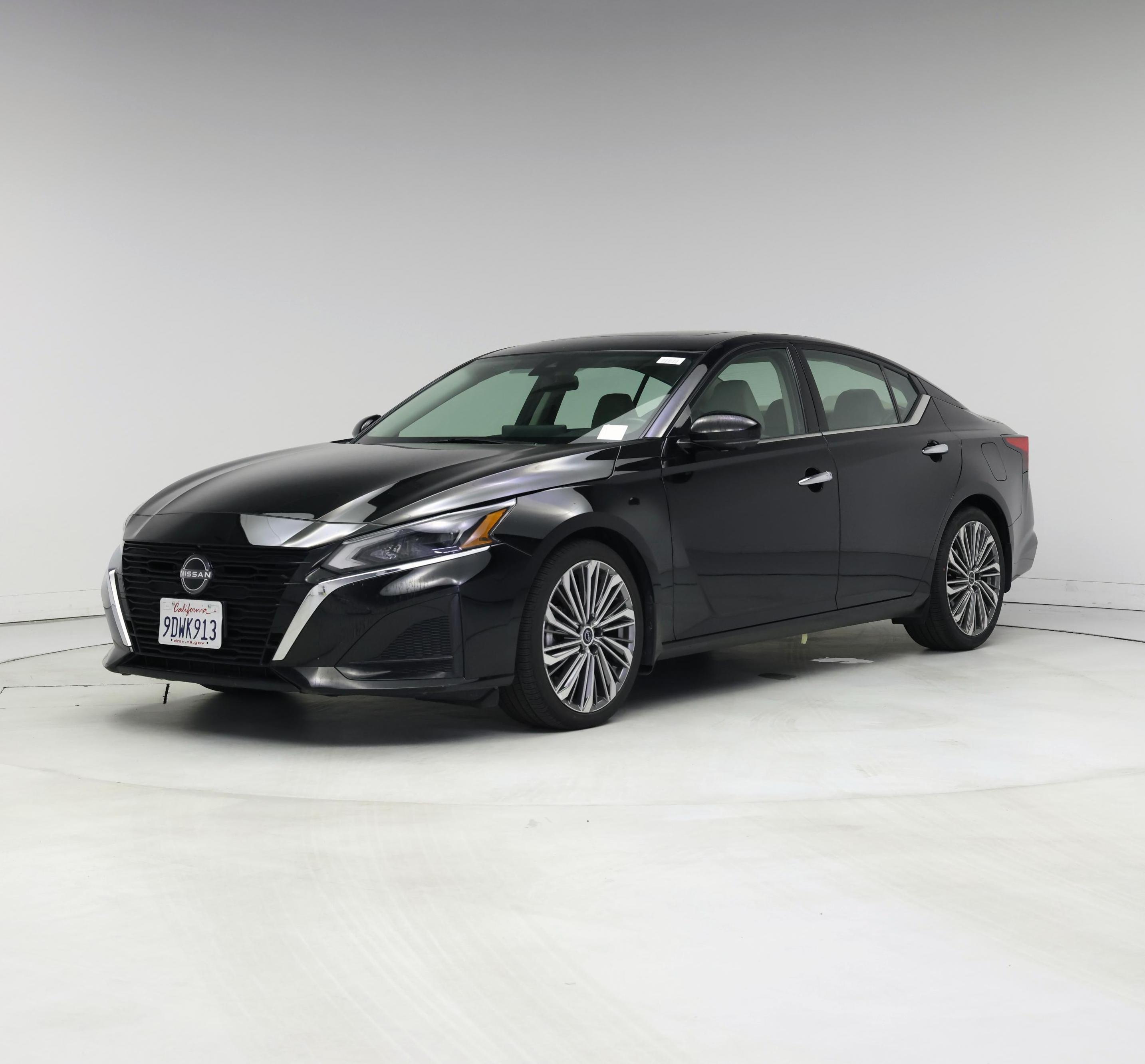 Thumbnail: 2023 Nissan Altima - 4