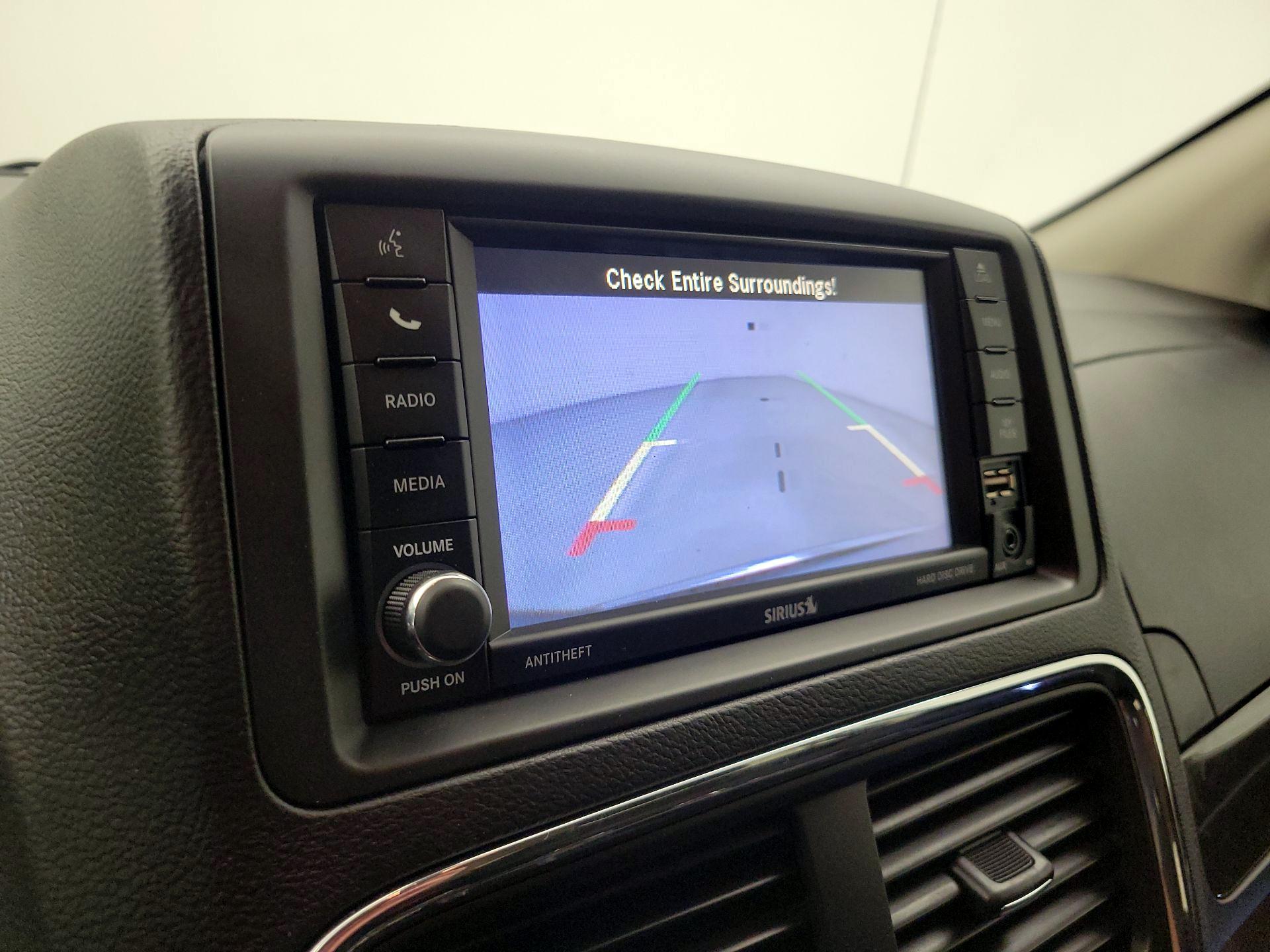 Thumbnail: 2019 Dodge Grand Caravan - 14