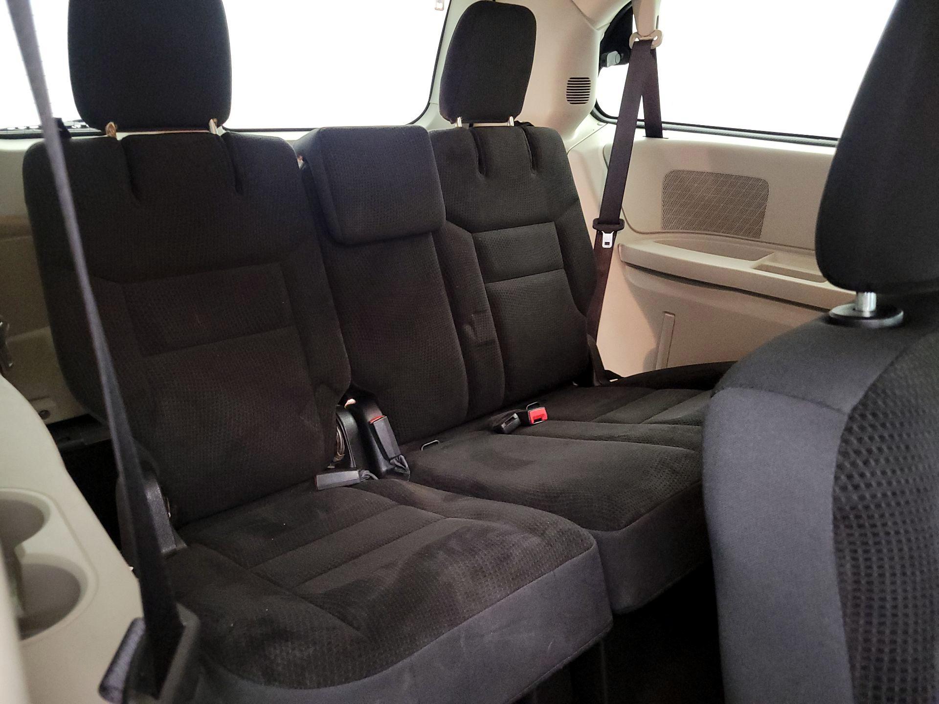 Thumbnail: 2019 Dodge Grand Caravan - 19
